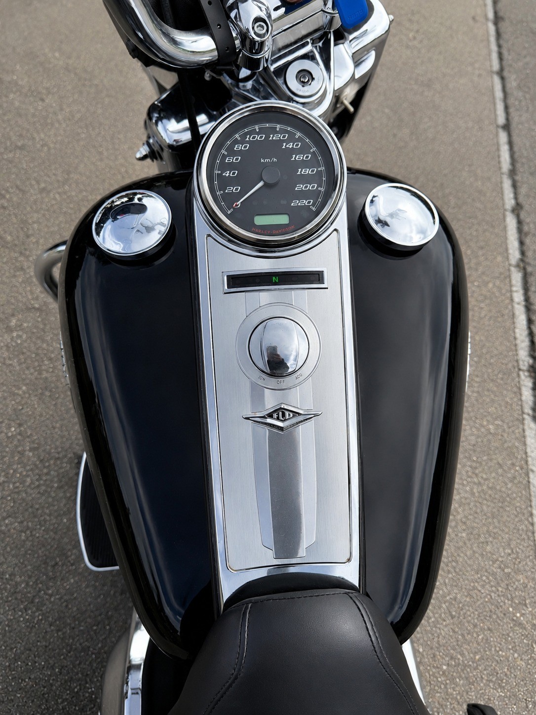 HARLEY-DAVIDSON FLHRC Road King Classic 103 ABS-image-1