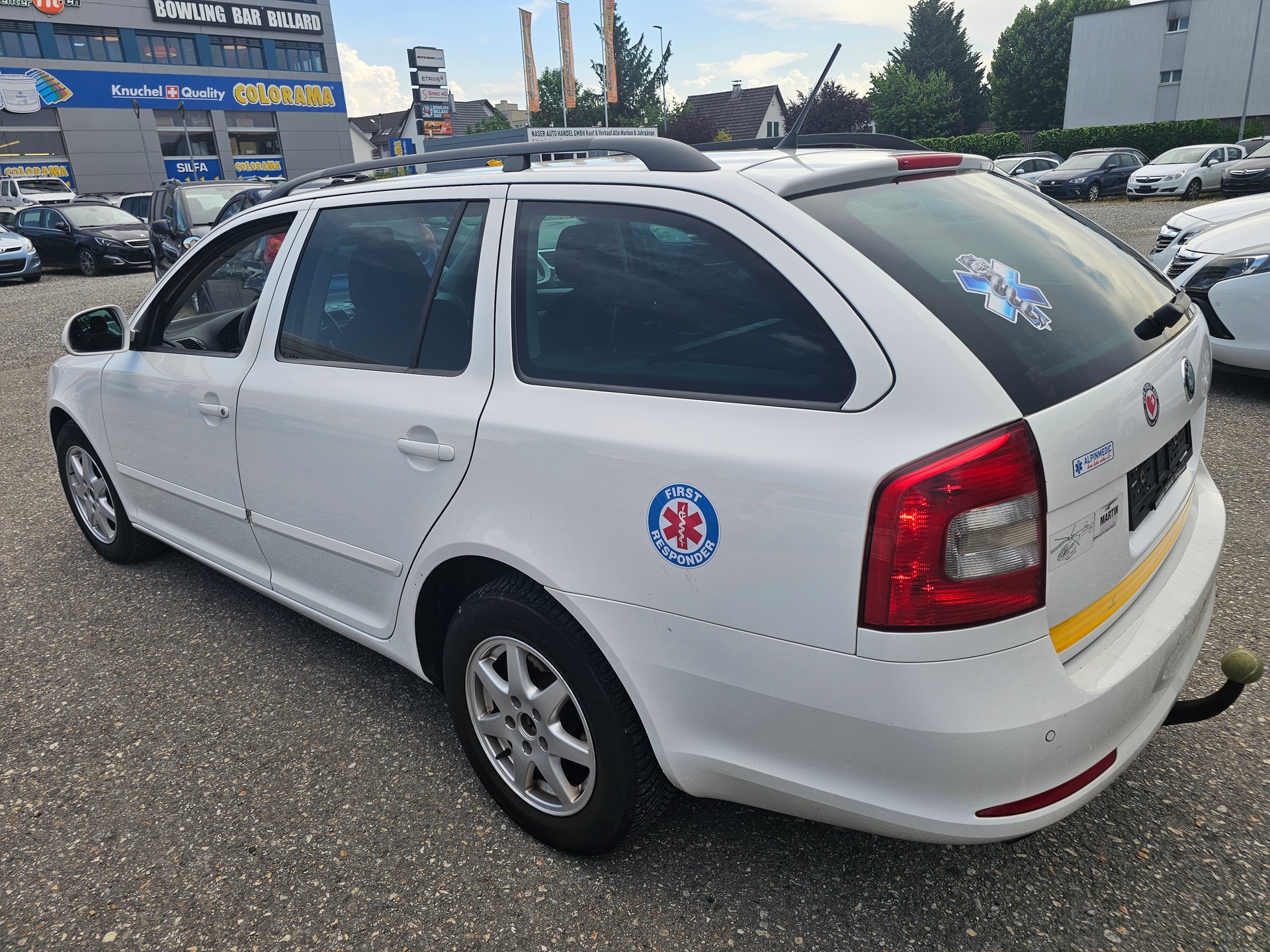 SKODA Octavia Combi 1.8 TSI Ambition 4x4-image-4