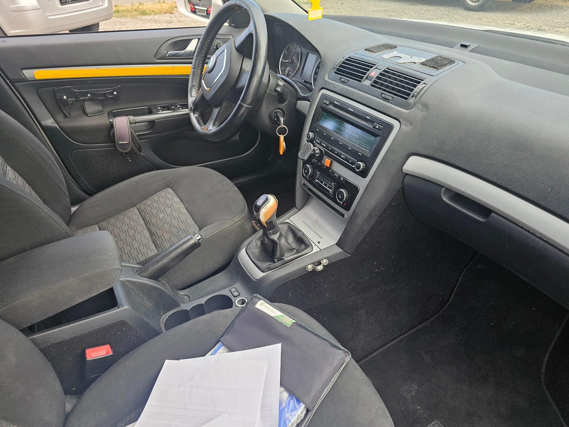 SKODA Octavia Combi 1.8 TSI Ambition 4x4-image-9