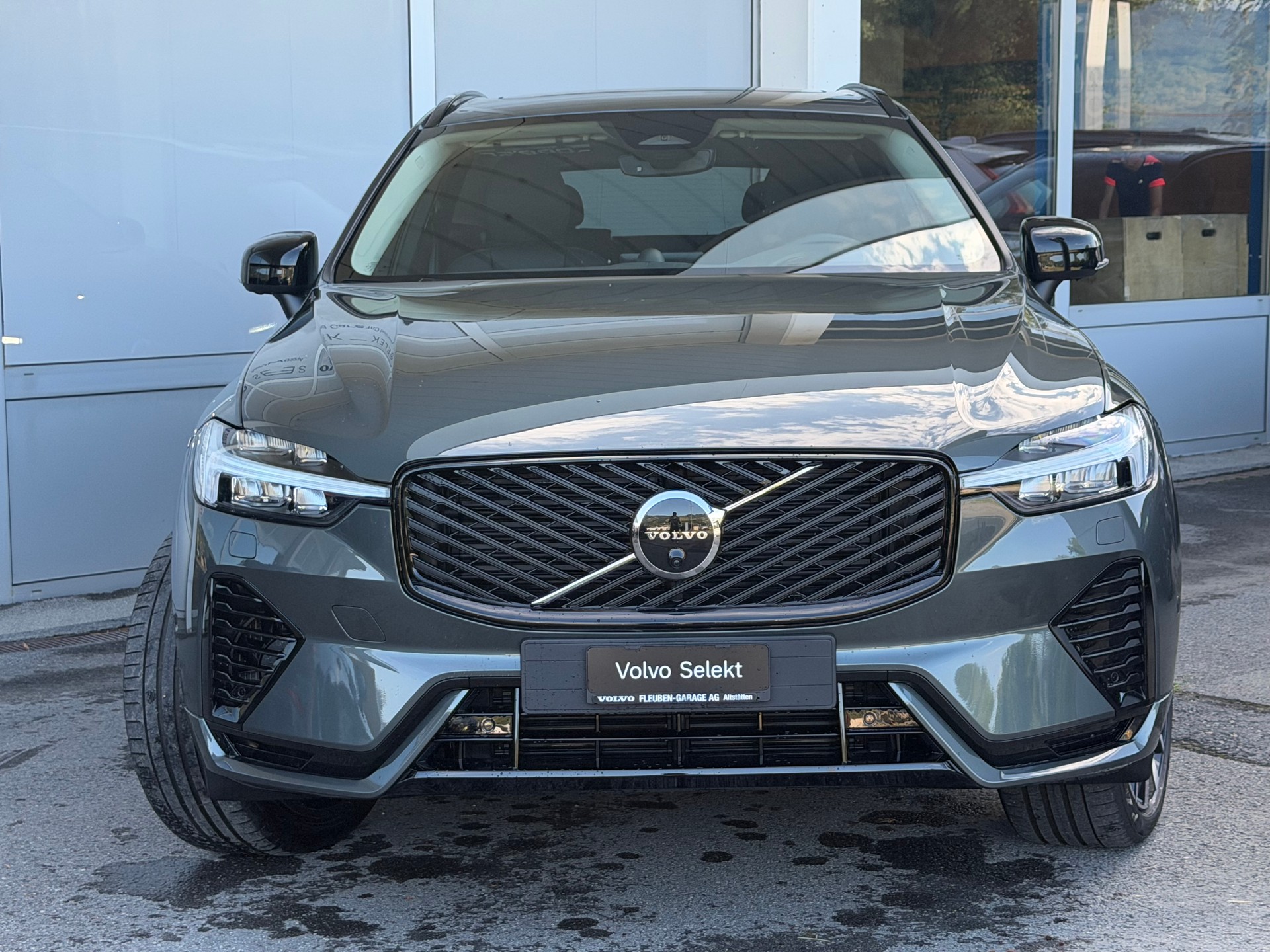VOLVO XC60 T8 eAWD Ultra Dark Geartronic-image-24
