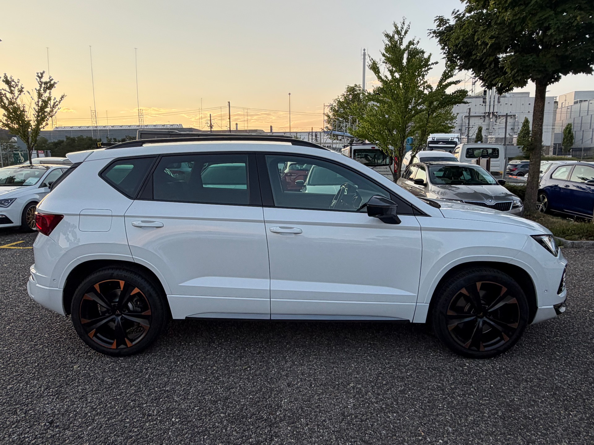 CUPRA Ateca 2.0TSI 4Drive DSG-showroom-element-3