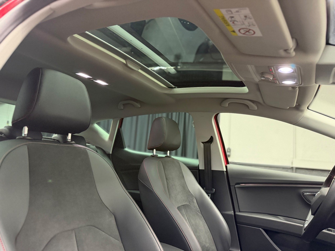 SEAT Leon 1.4 TSI FR Line DSG | Schiebedach | Tempomat | CarPlay-image-21