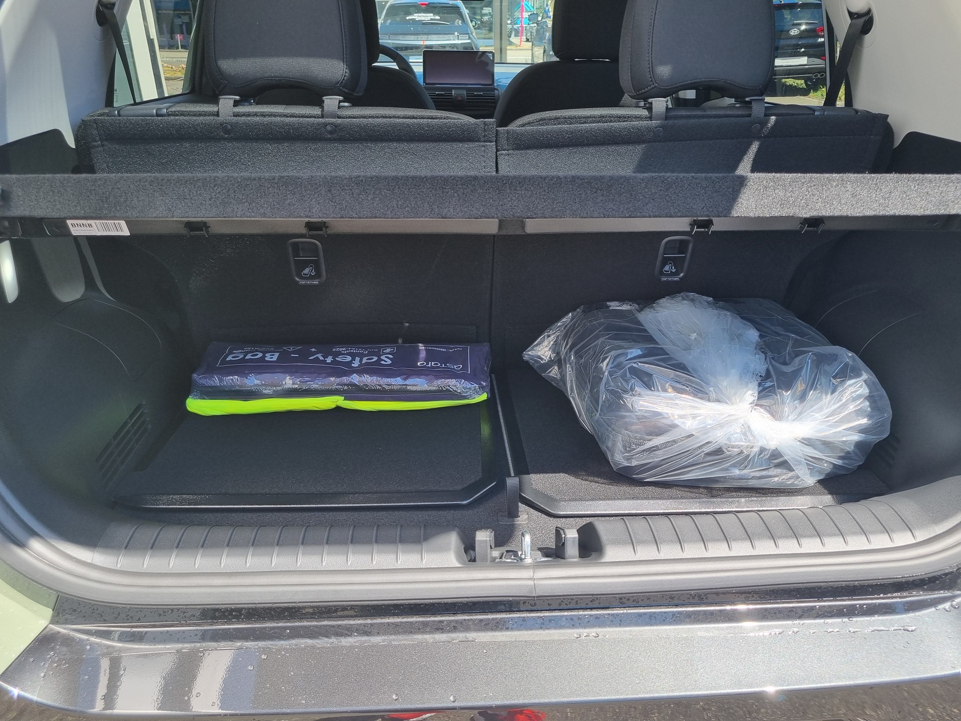 HYUNDAI Inster 49kWh Vertex-image-7