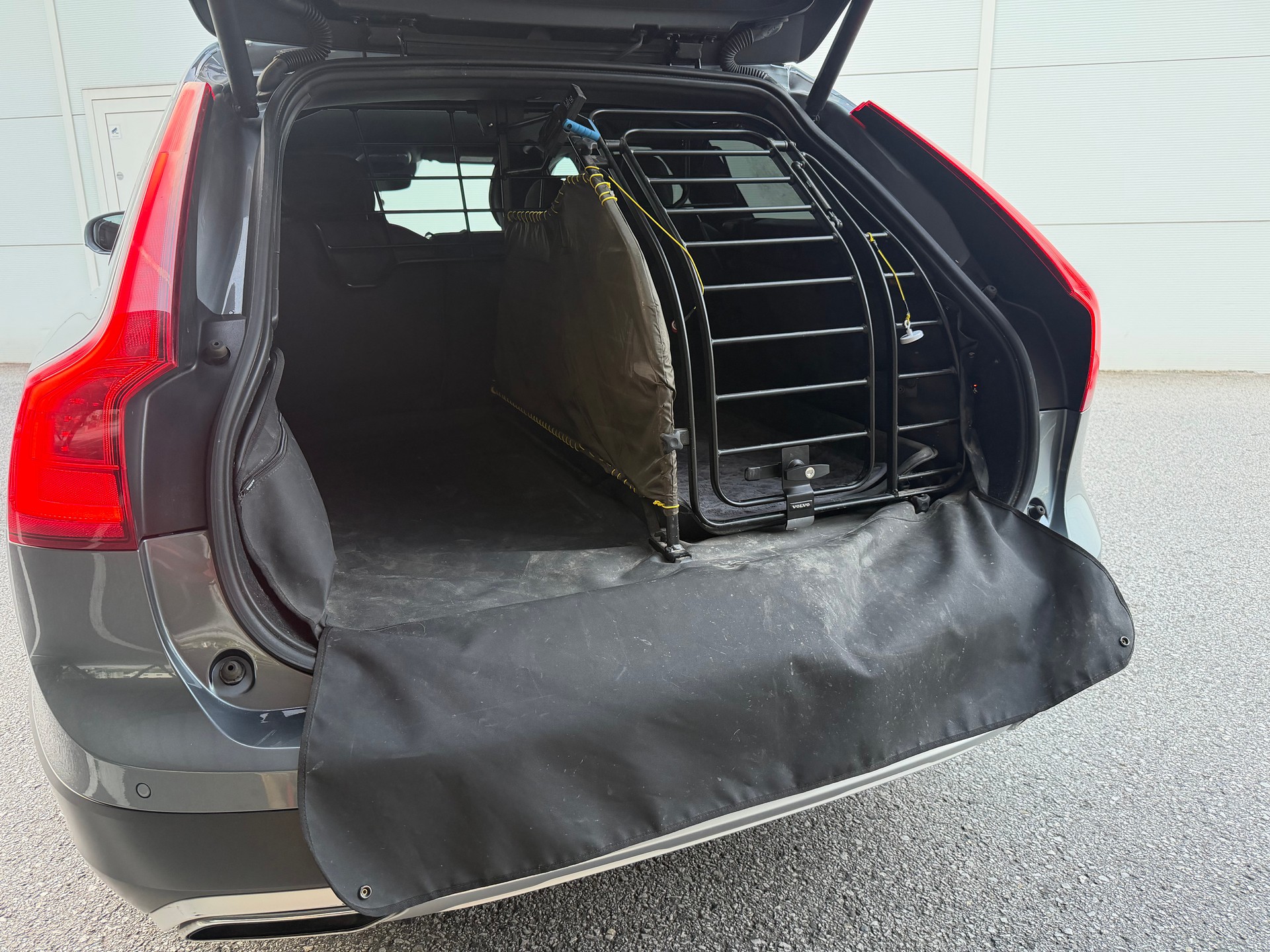 VOLVO Cross Country 2.0 D5 AWD-image-12