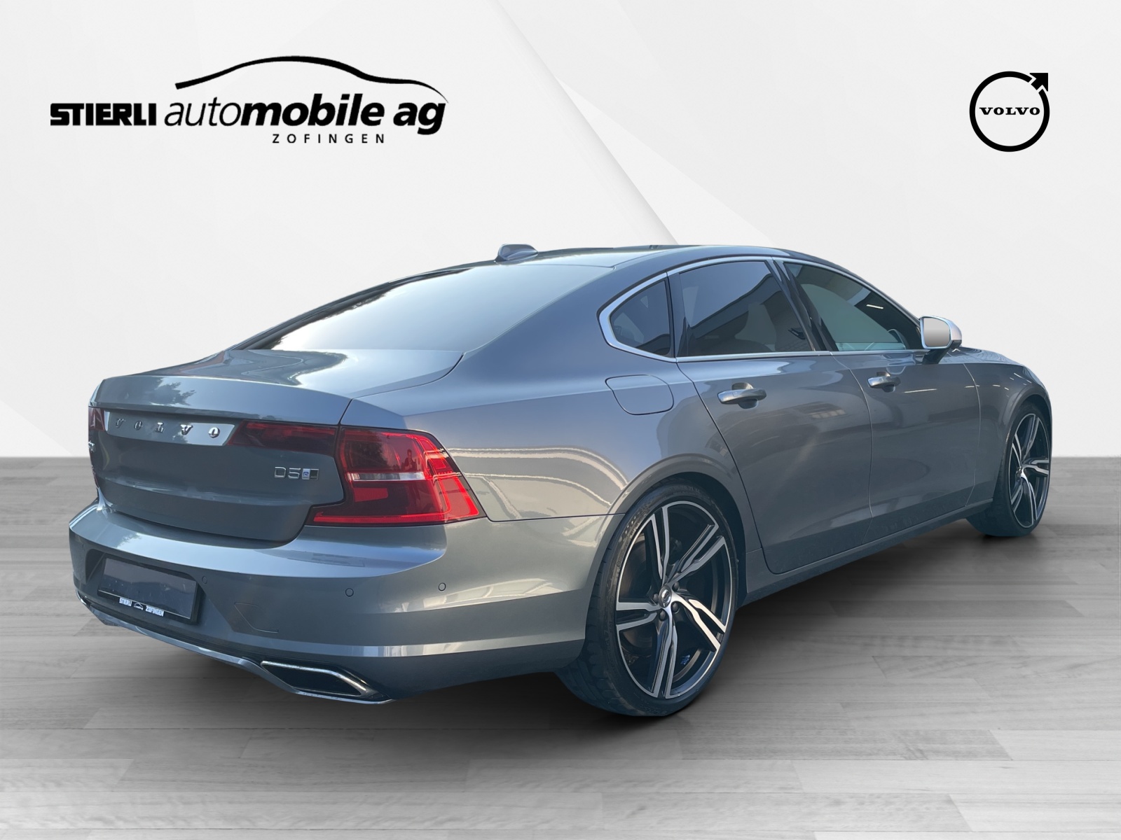 VOLVO S90 2.0 D5 R-Design AWD-image-4