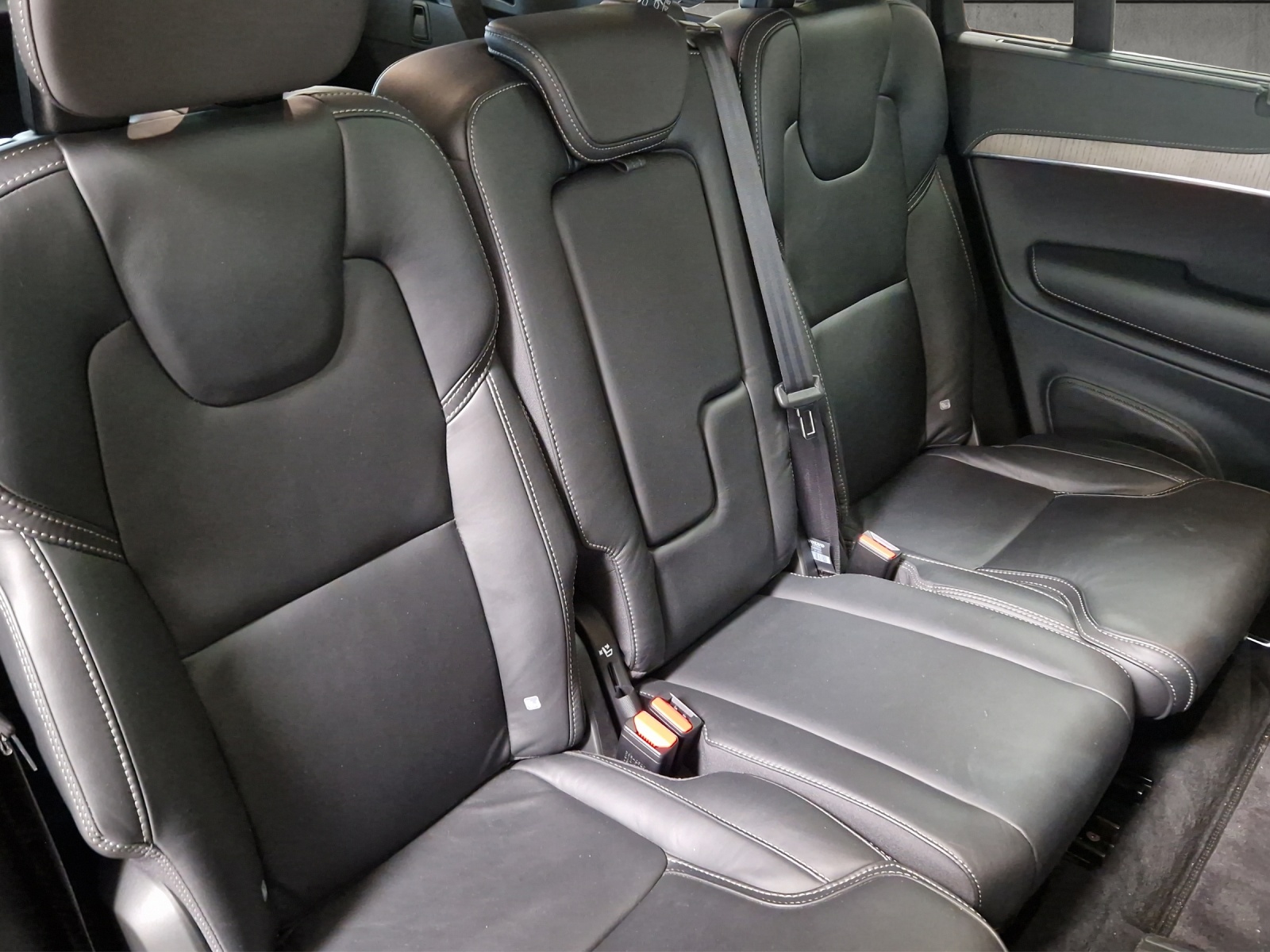 VOLVO XC90 2.0 T8 TE Inscription 7P. eAWD-showroom-element-1