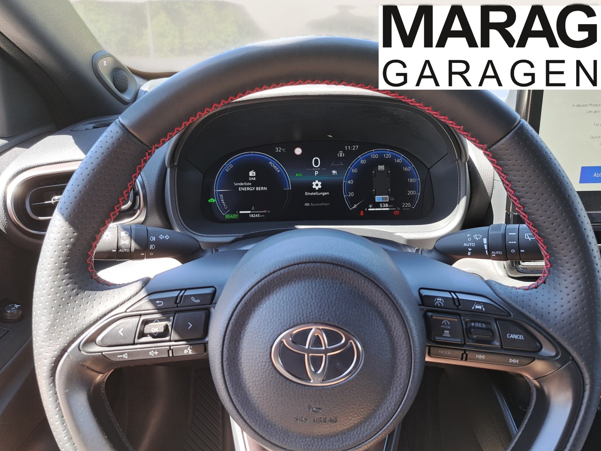 TOYOTA Yaris 1.5 GR Sport e-CVT-image-10