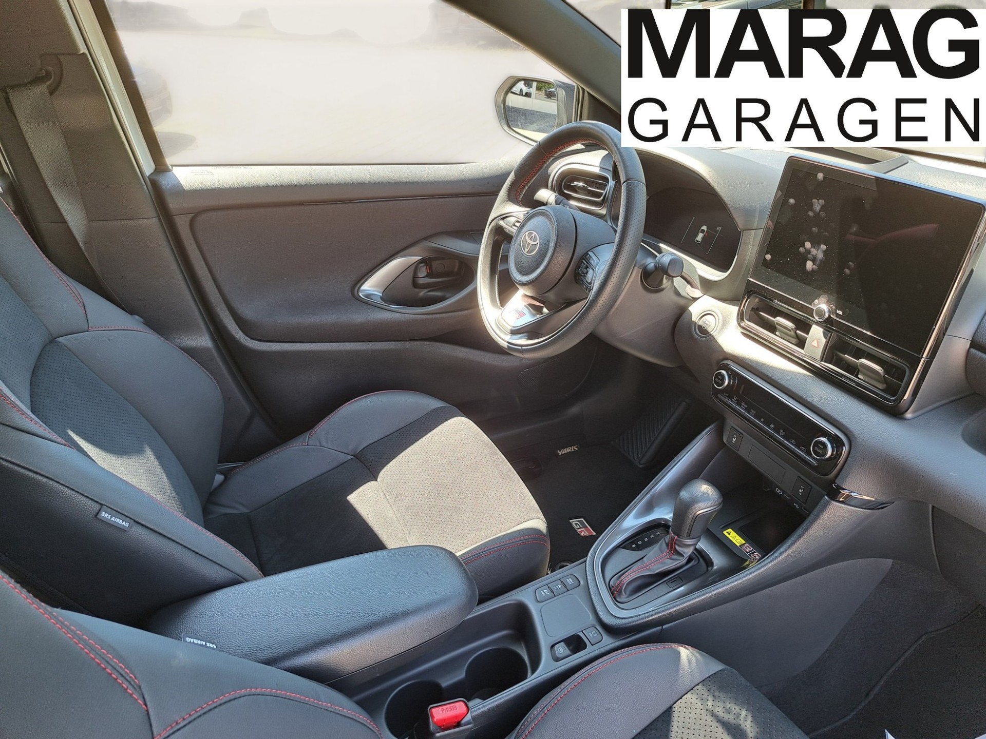 TOYOTA Yaris 1.5 GR Sport e-CVT-image-4