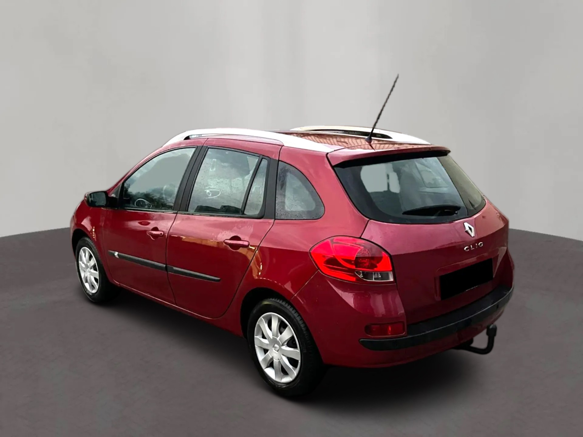 RENAULT Clio Grandtour 1.6 16V Dynamique Automatic-image-4