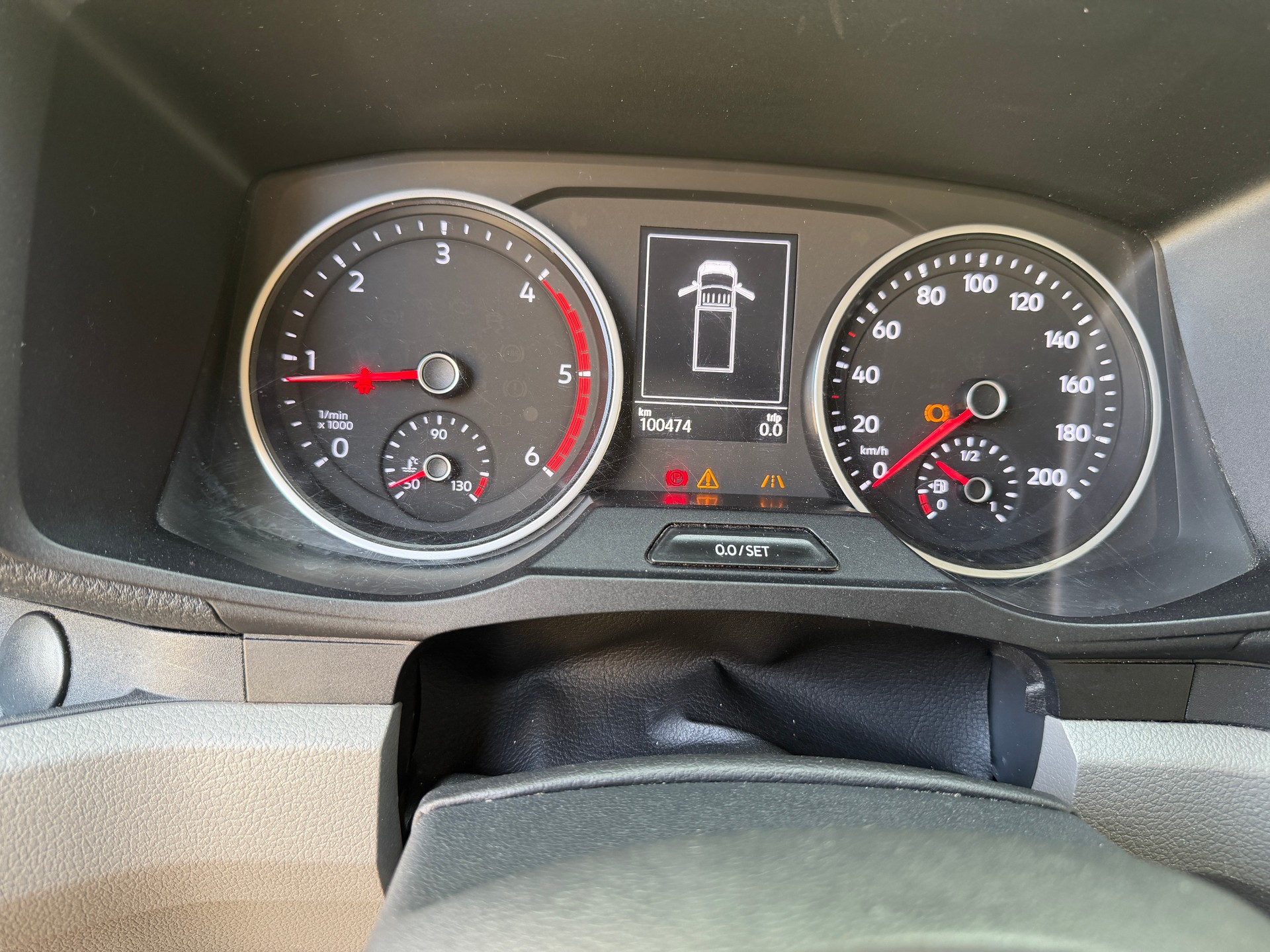 VW CRAFTER-showroom-element-1