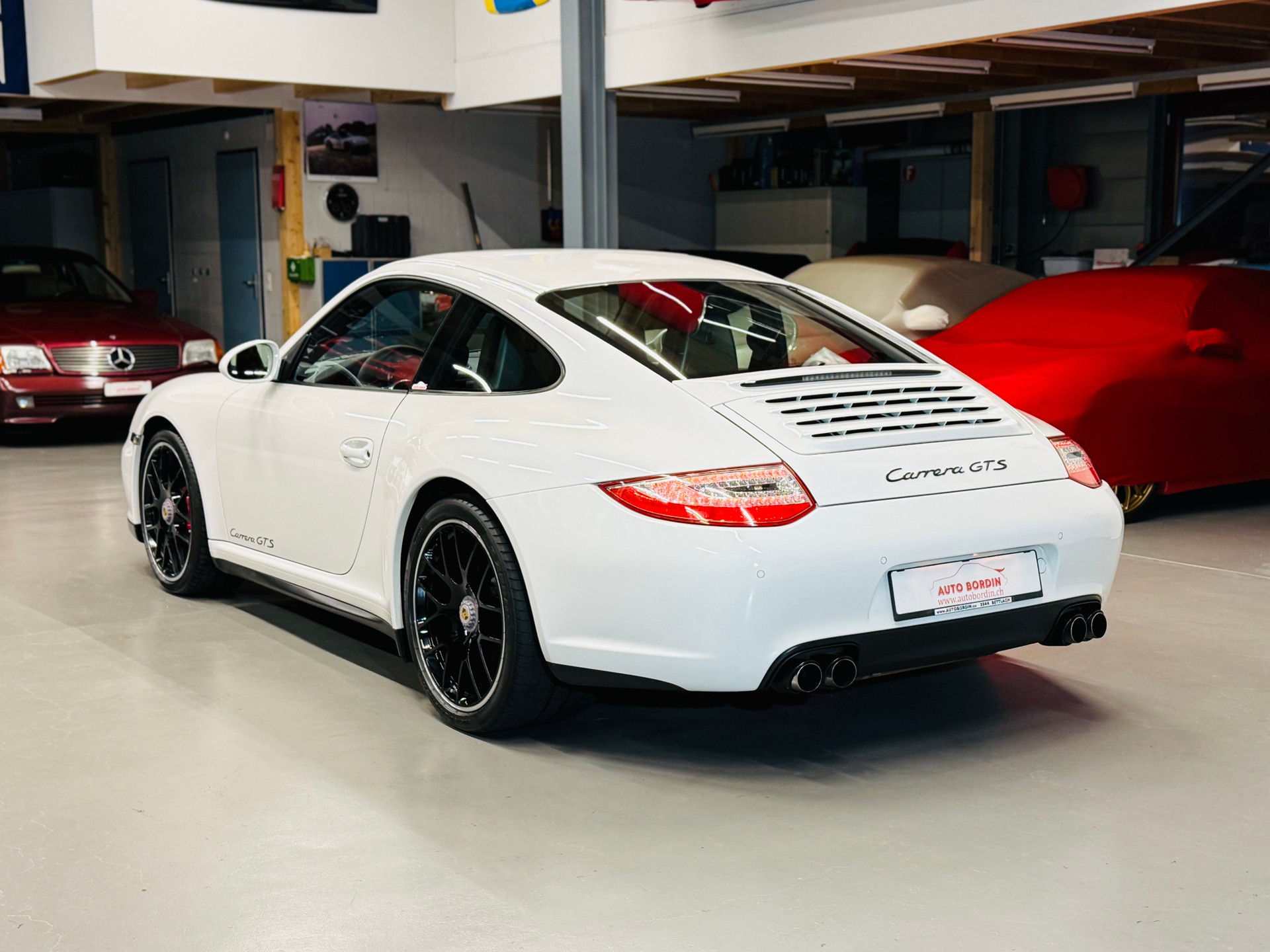 PORSCHE 911 Carrera GTS PDK „Carraraweiss“ Alcantara / Centerlock / Sport Chrono & -auspuff-image-11