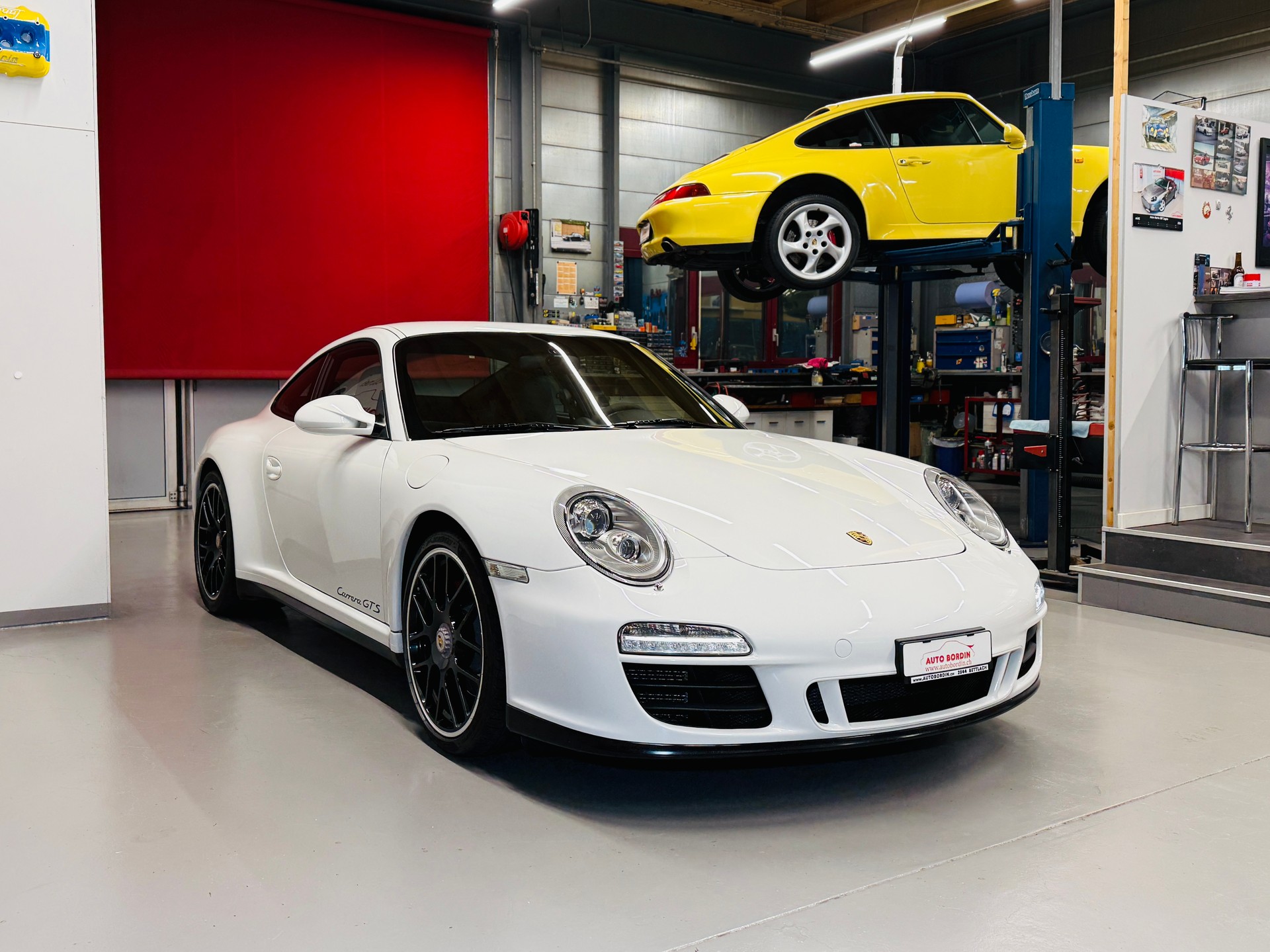 PORSCHE 911 Carrera GTS PDK „Carraraweiss“ Alcantara / Centerlock / Sport Chrono & -auspuff-image-14