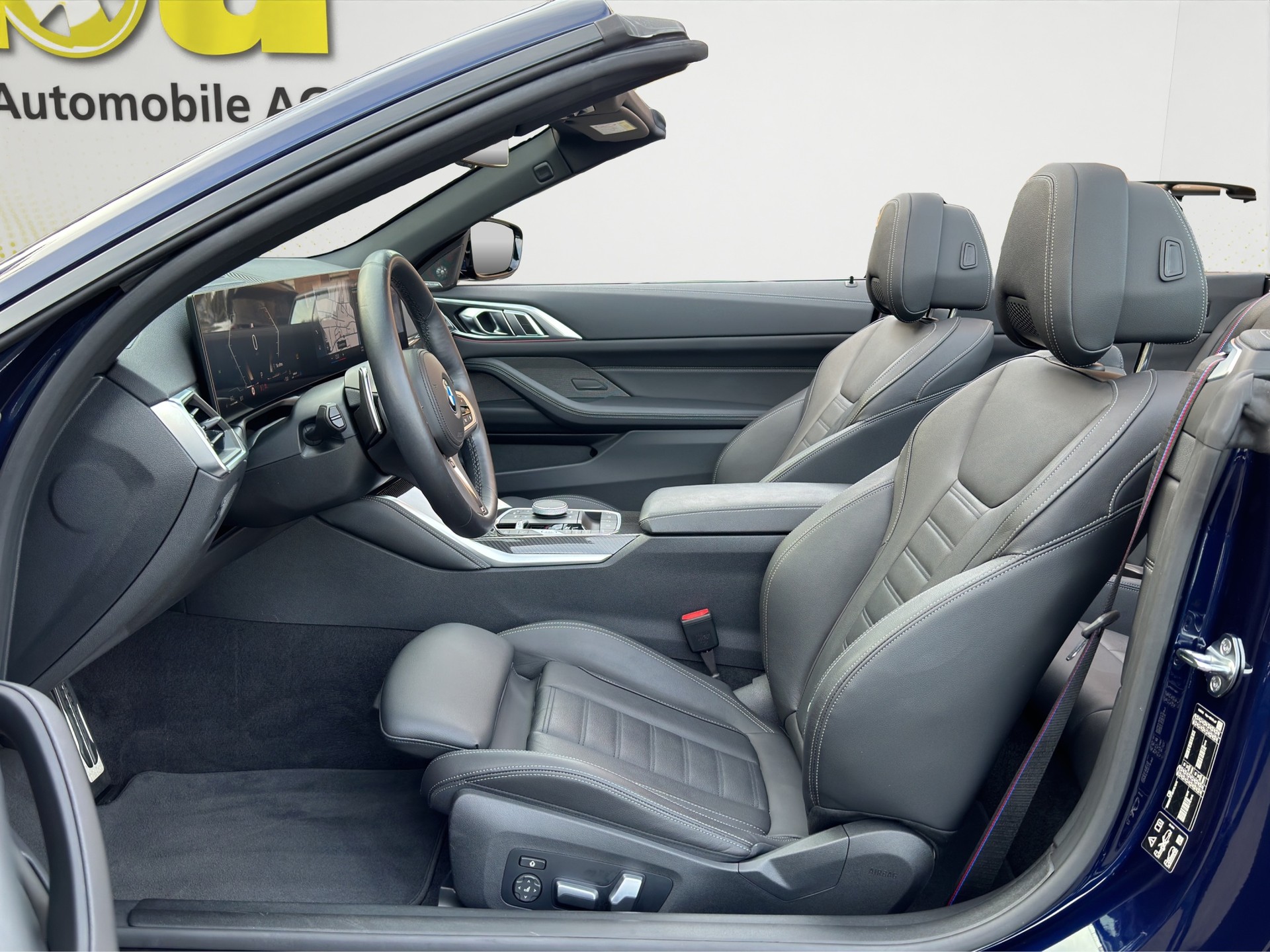 BMW M440i xDrive 48V Cabrio INDIVIDUAL 4x4 CURVED DISPLAY-image-12