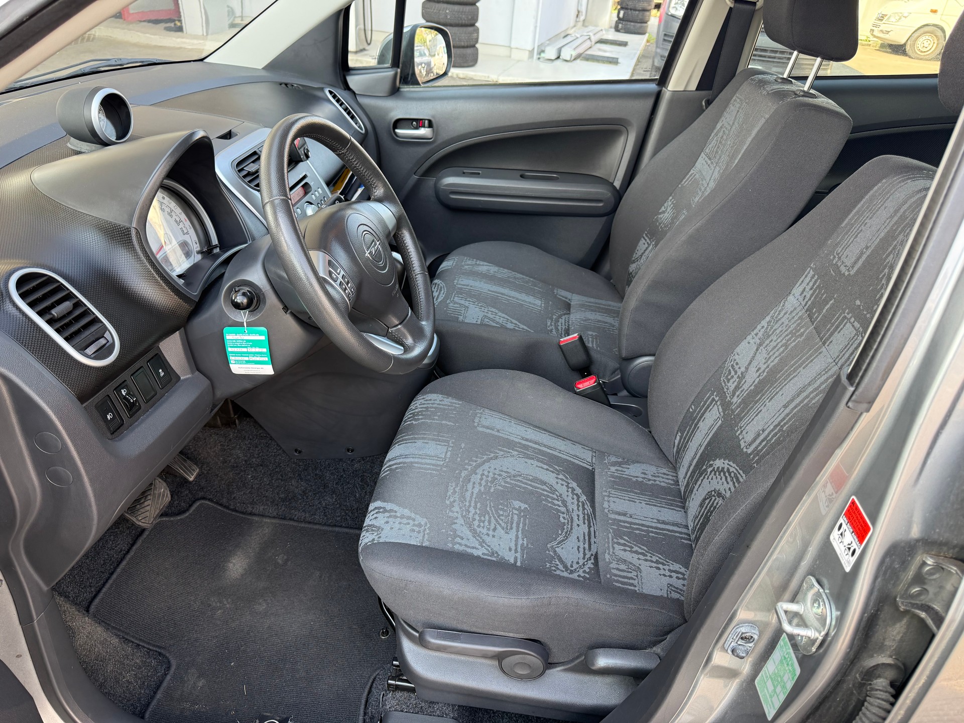 OPEL Agila 1.2 Enjoy Automatic-image-8