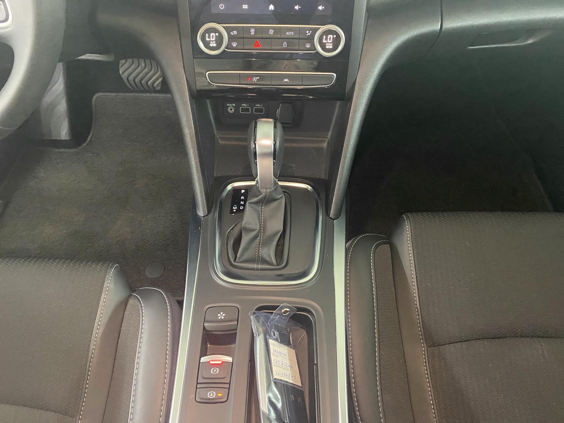 RENAULT Mégane Grandtour 1.5 dCi Techno EDC-image-11