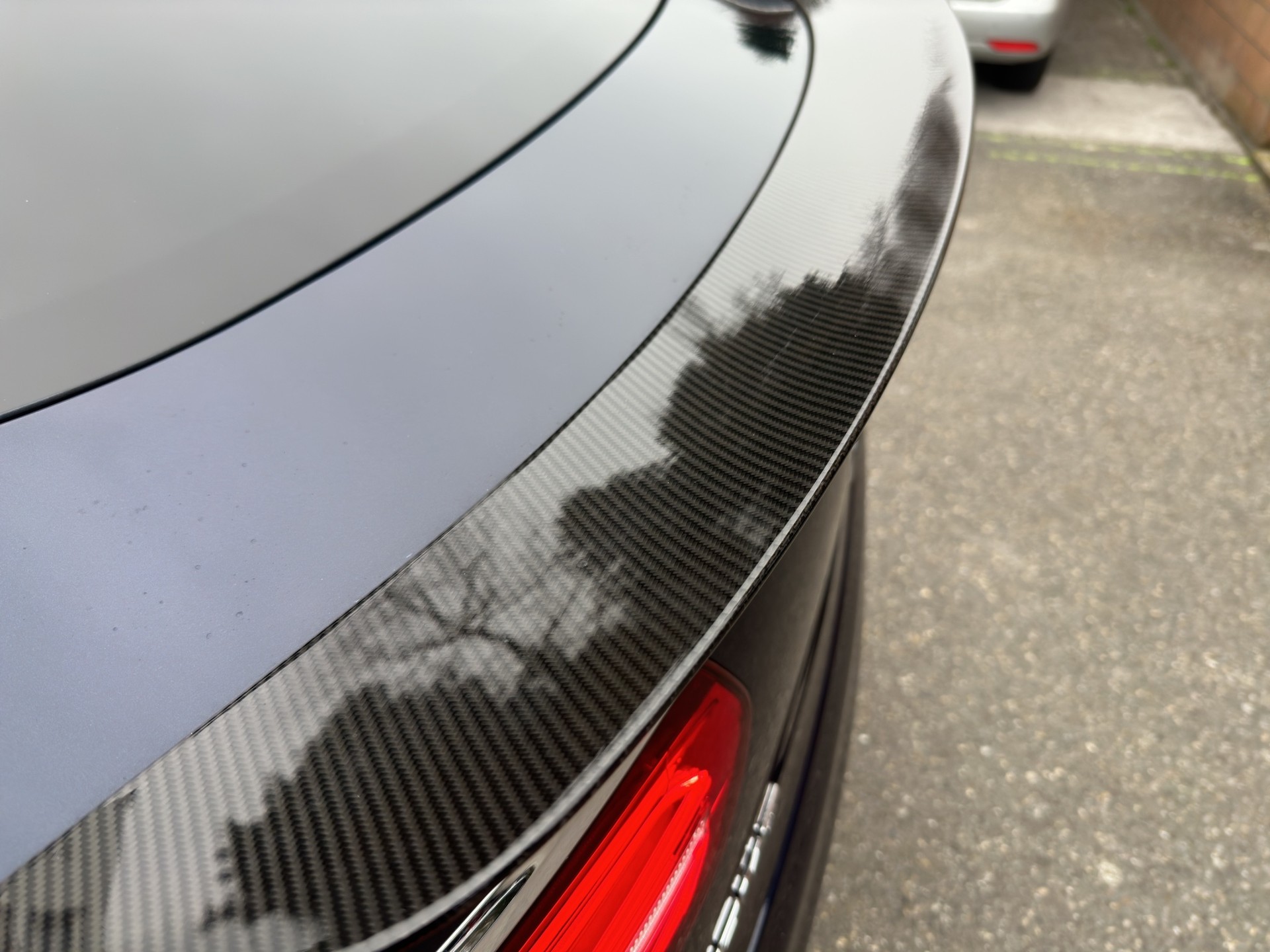 MERCEDES-BENZ GLC Coupé 63S AMG Edition 1 (CH) Performance Carbon INDIVIDUAL-image-9
