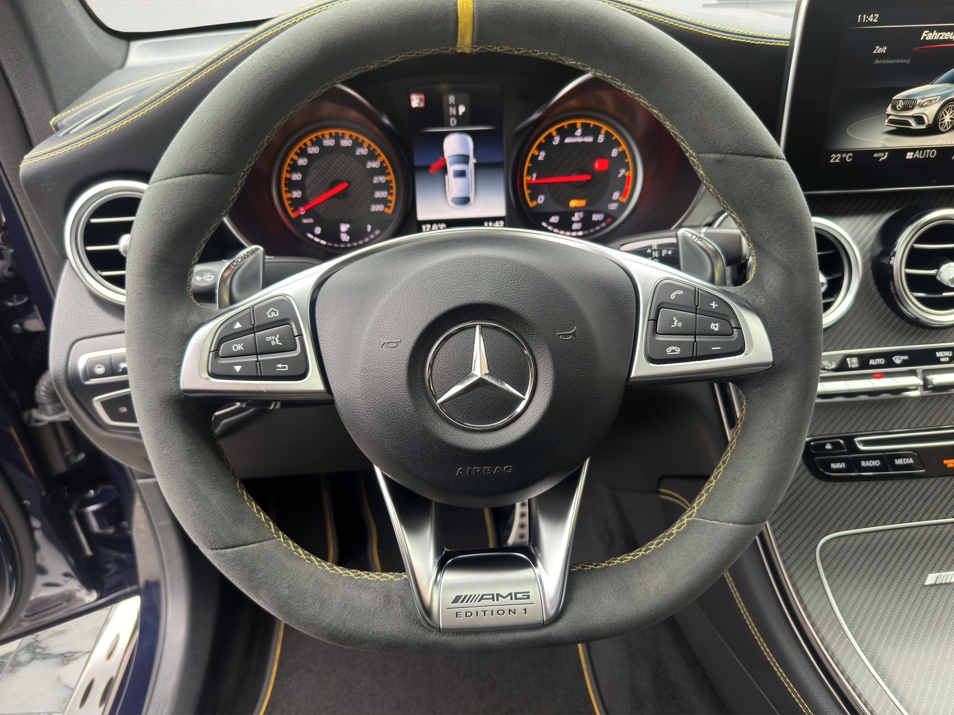 MERCEDES-BENZ GLC Coupé 63S AMG Edition 1 (CH) Performance Carbon INDIVIDUAL-image-20