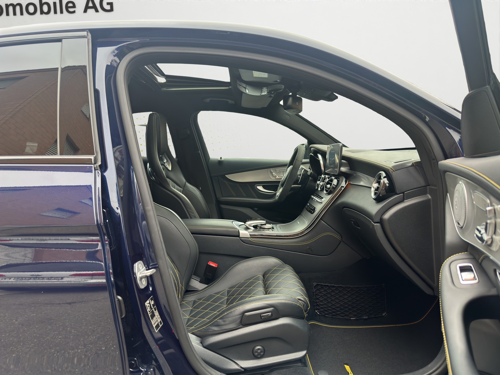 MERCEDES-BENZ GLC Coupé 63S AMG Edition 1 (CH) Performance Carbon INDIVIDUAL-image-16