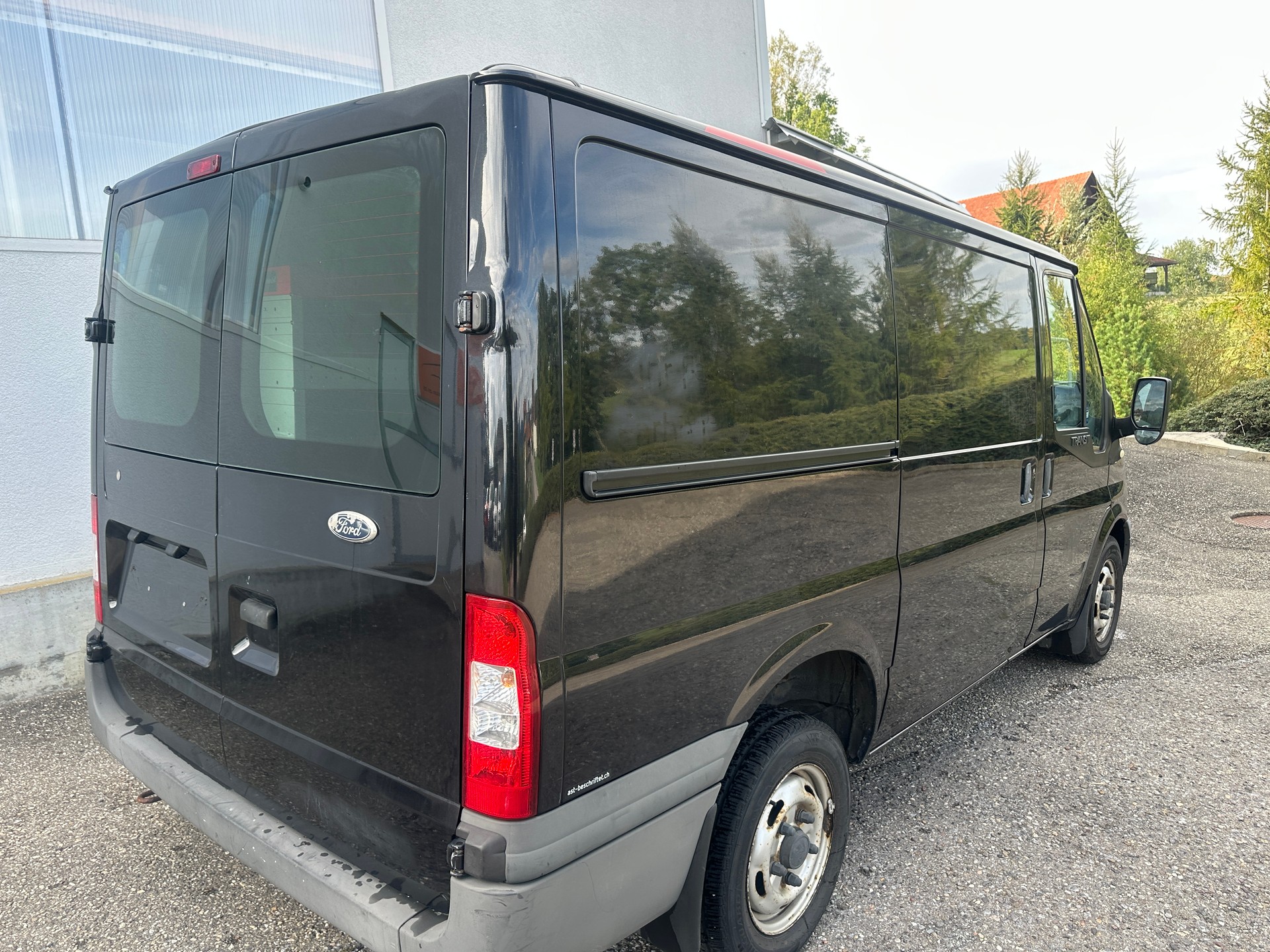 FORD Transit Van 260S Level 2-image-1