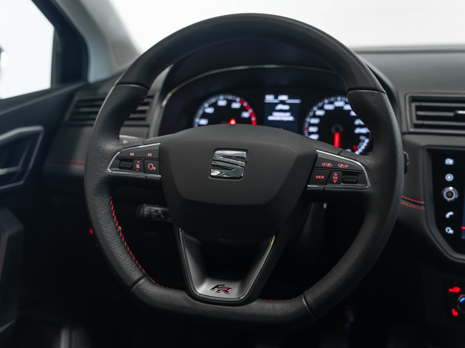 SEAT Ibiza 1.0 TGI CNG FR-image-36