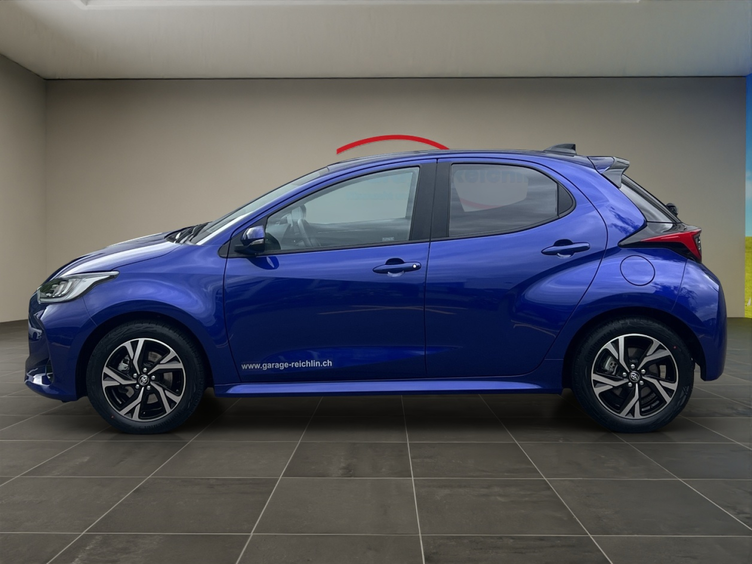TOYOTA Yaris 1.5 VVT-i HSD Trend-showroom-element-1