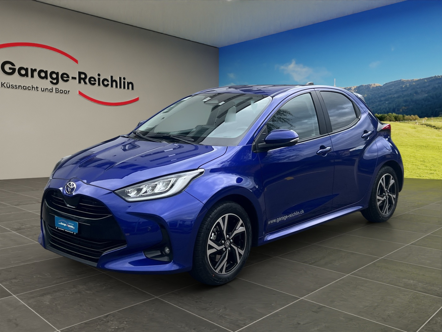 TOYOTA Yaris 1.5 VVT-i HSD Trend