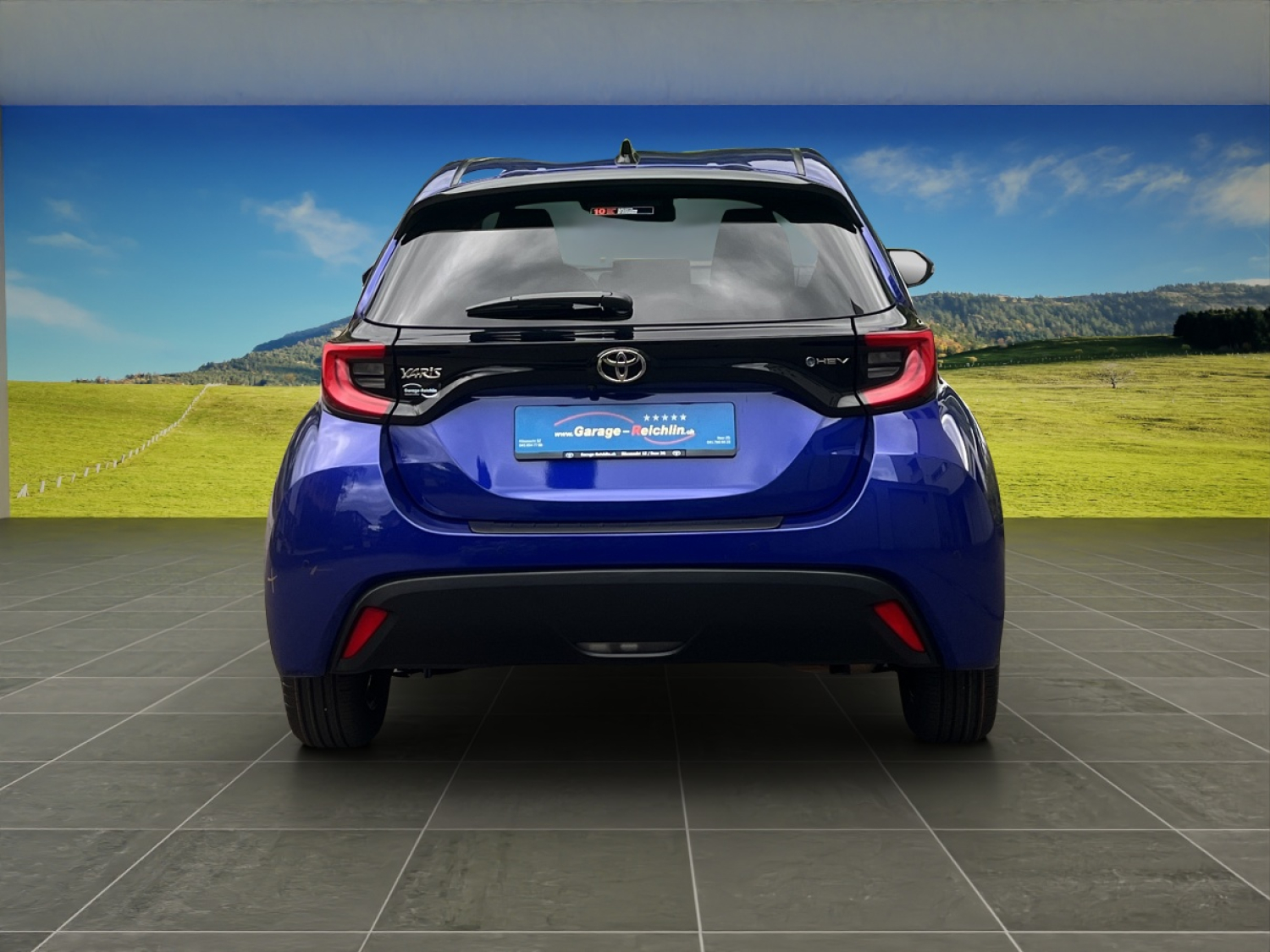 TOYOTA Yaris 1.5 VVT-i HSD Trend-showroom-element-3