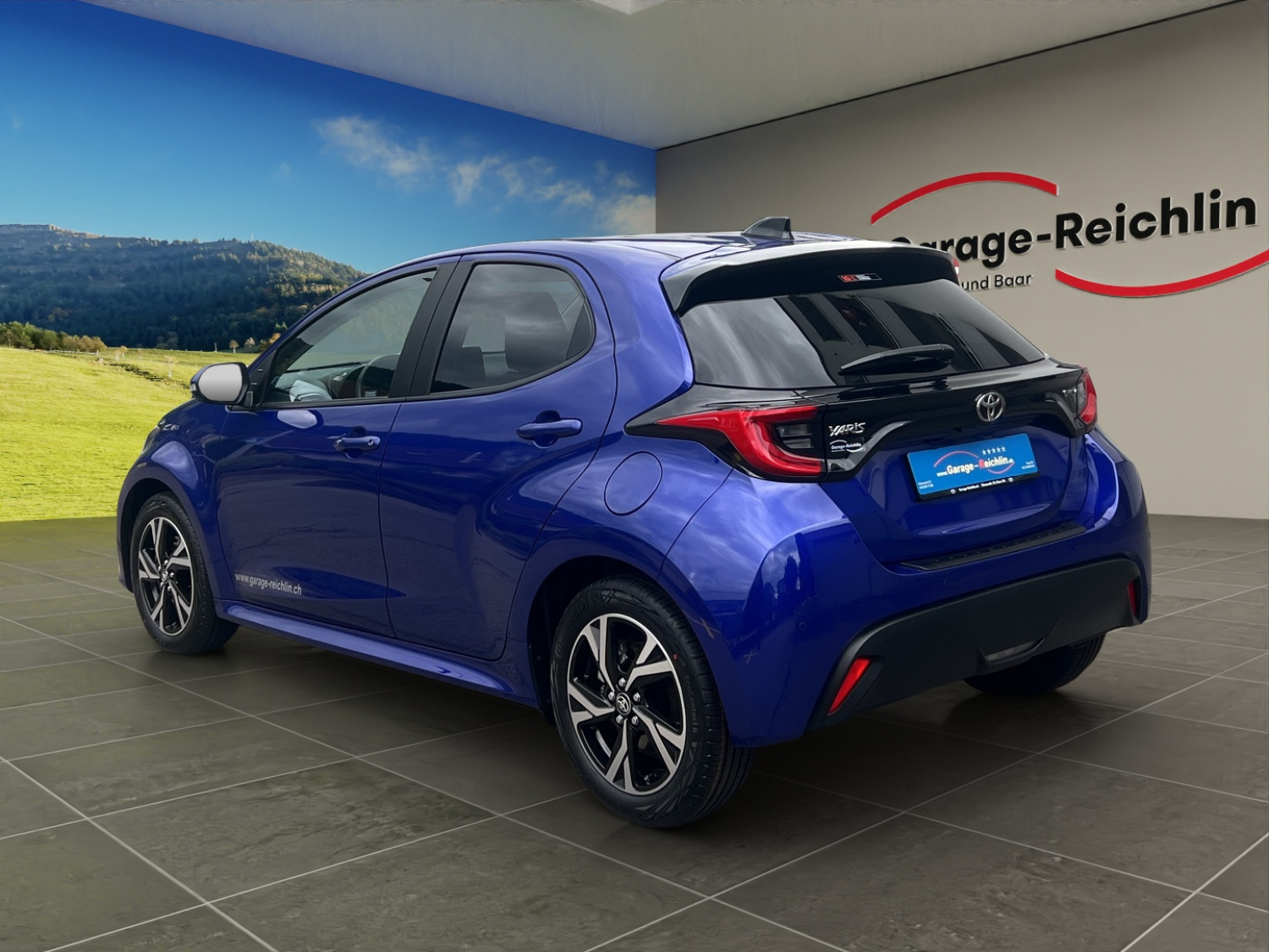 TOYOTA Yaris 1.5 VVT-i HSD Trend-showroom-element-2