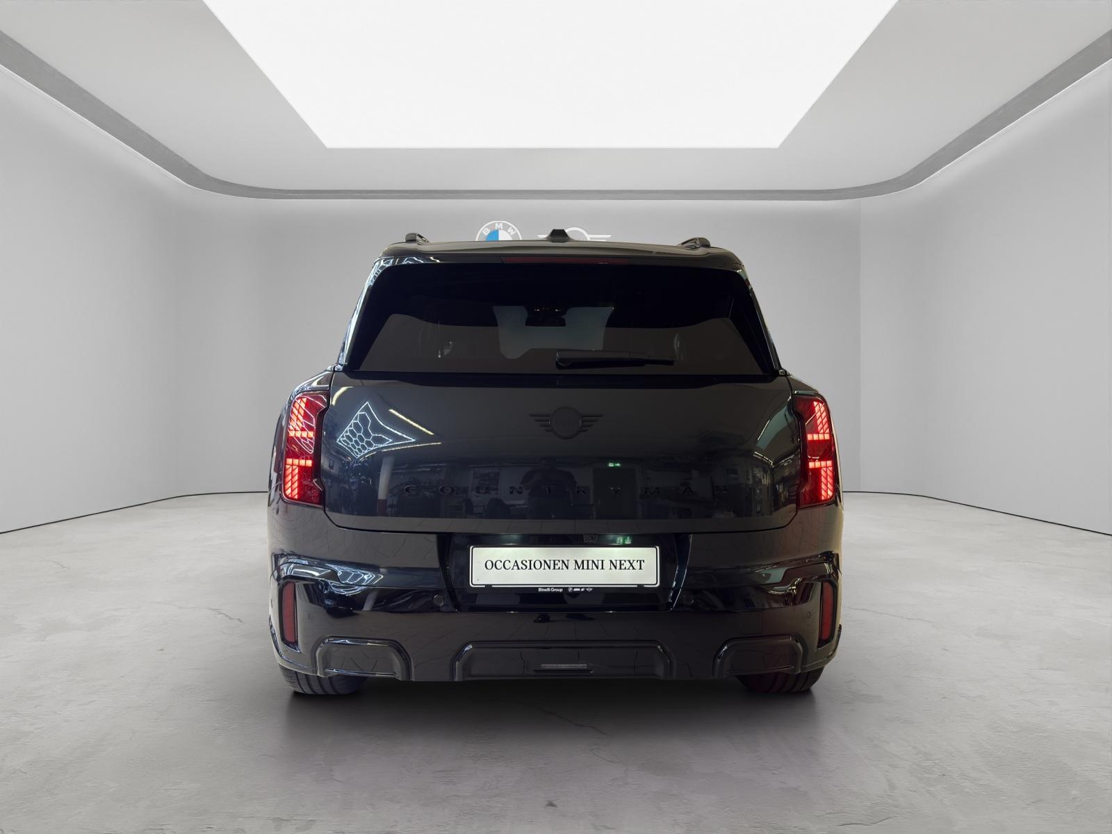 MINI Countryman John Cooper Works ALL4-showroom-element-3