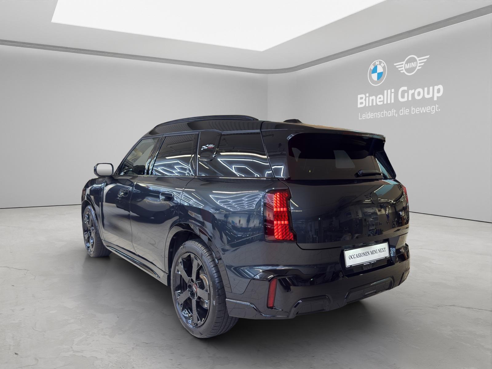 MINI Countryman John Cooper Works ALL4-showroom-element-2