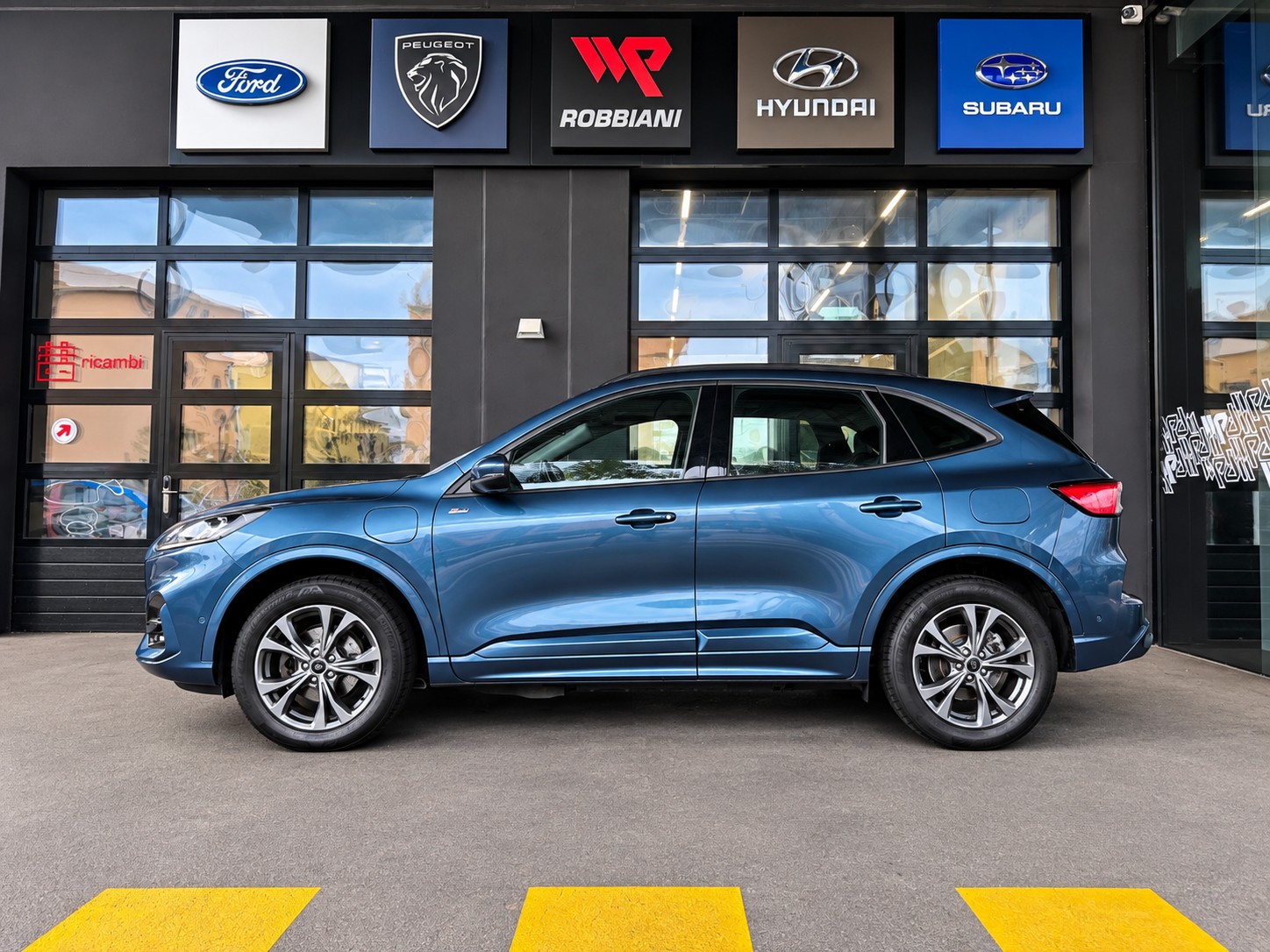 FORD Kuga 2.5 PHEV ST-Line 2WD-showroom-element-1