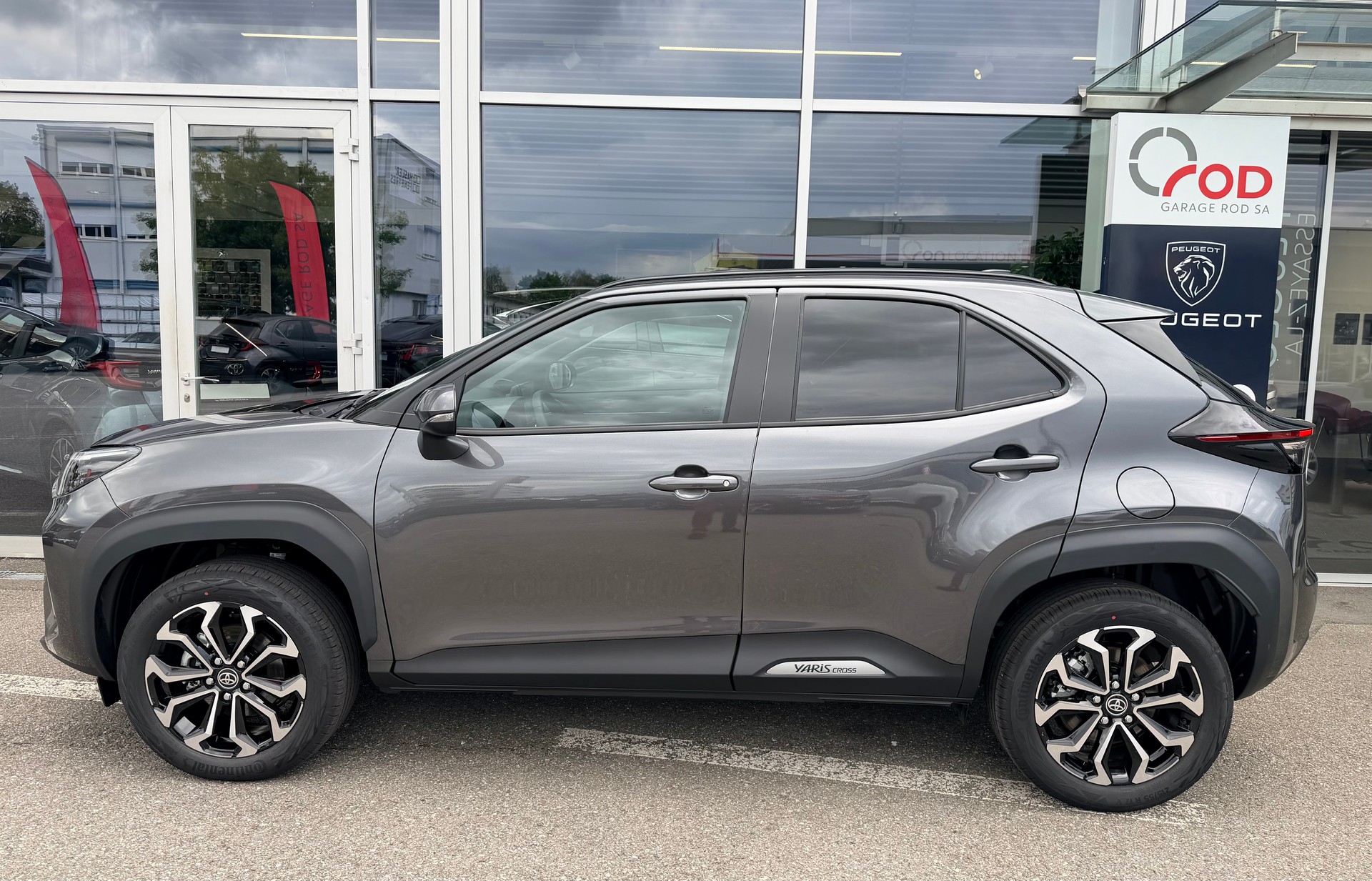 TOYOTA Yaris Cross 1.5 Trend e-CVT-showroom-element-3