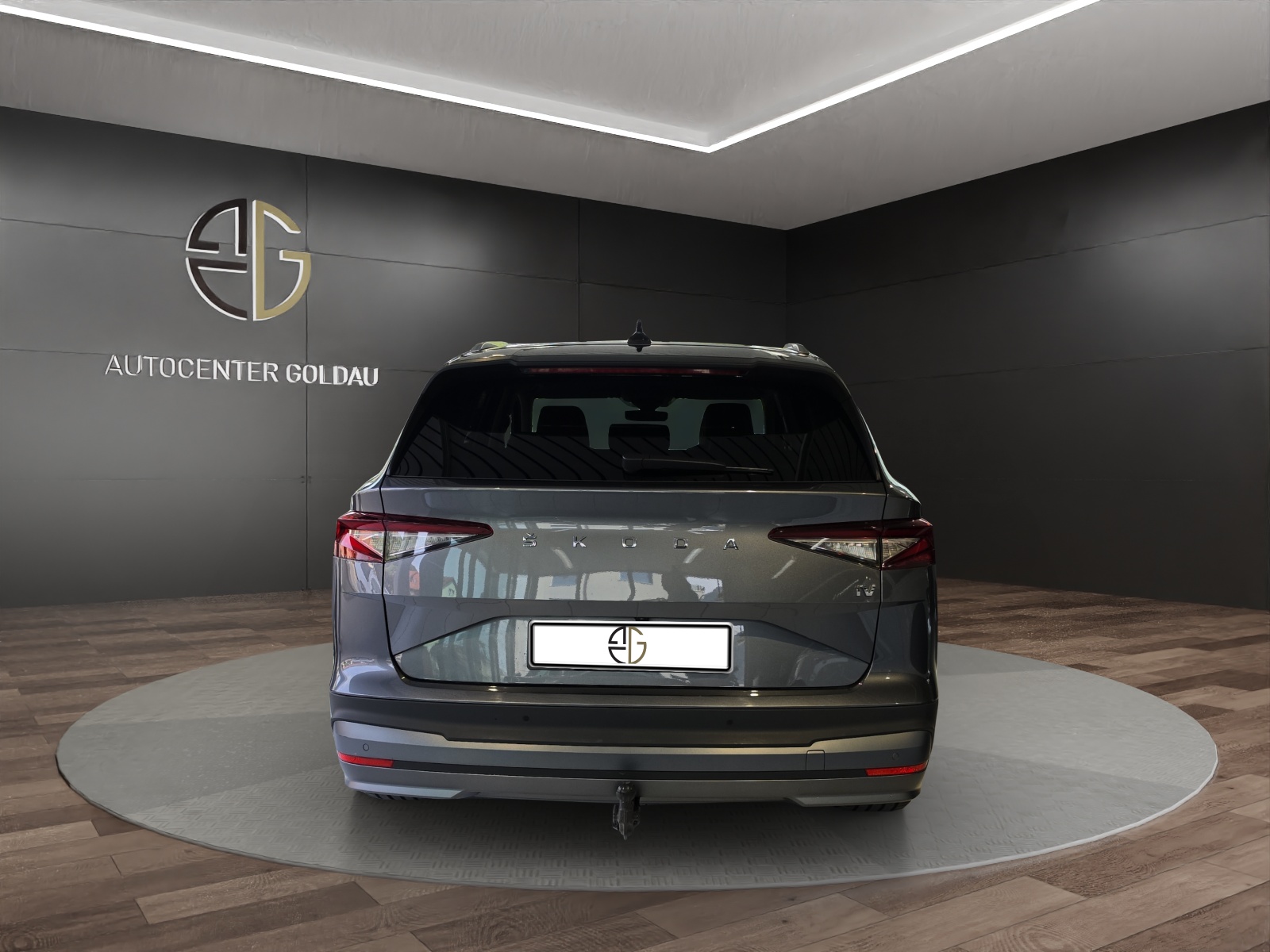 SKODA Enyaq iV 80x-showroom-element-2