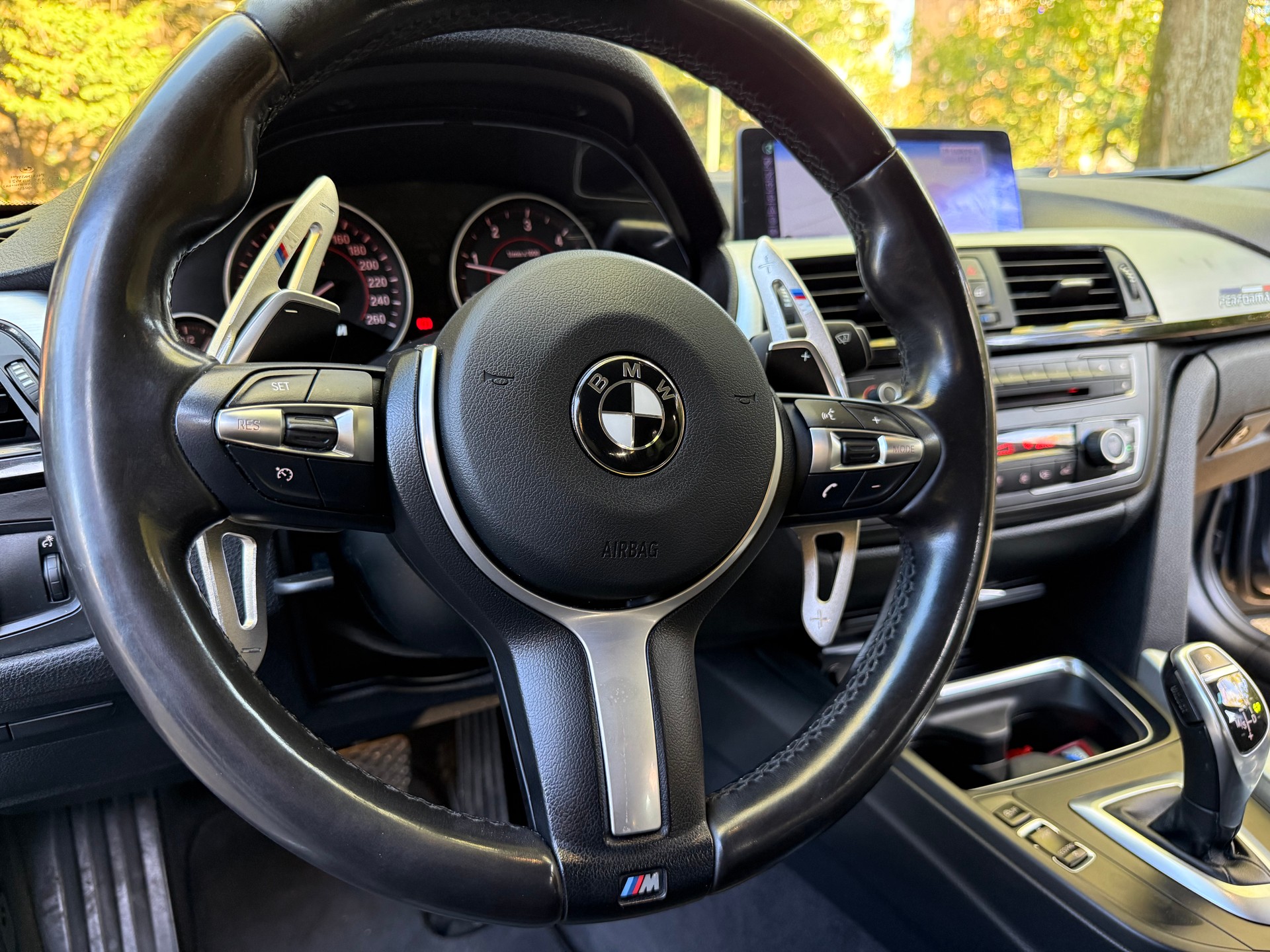 BMW 320d Touring Luxury Line Steptronic-image-5