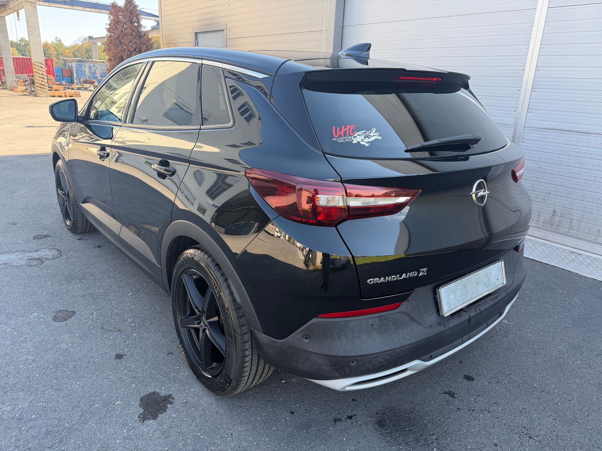 OPEL Grandland X 1.2i TP Ultimate Automatik-showroom-element-3