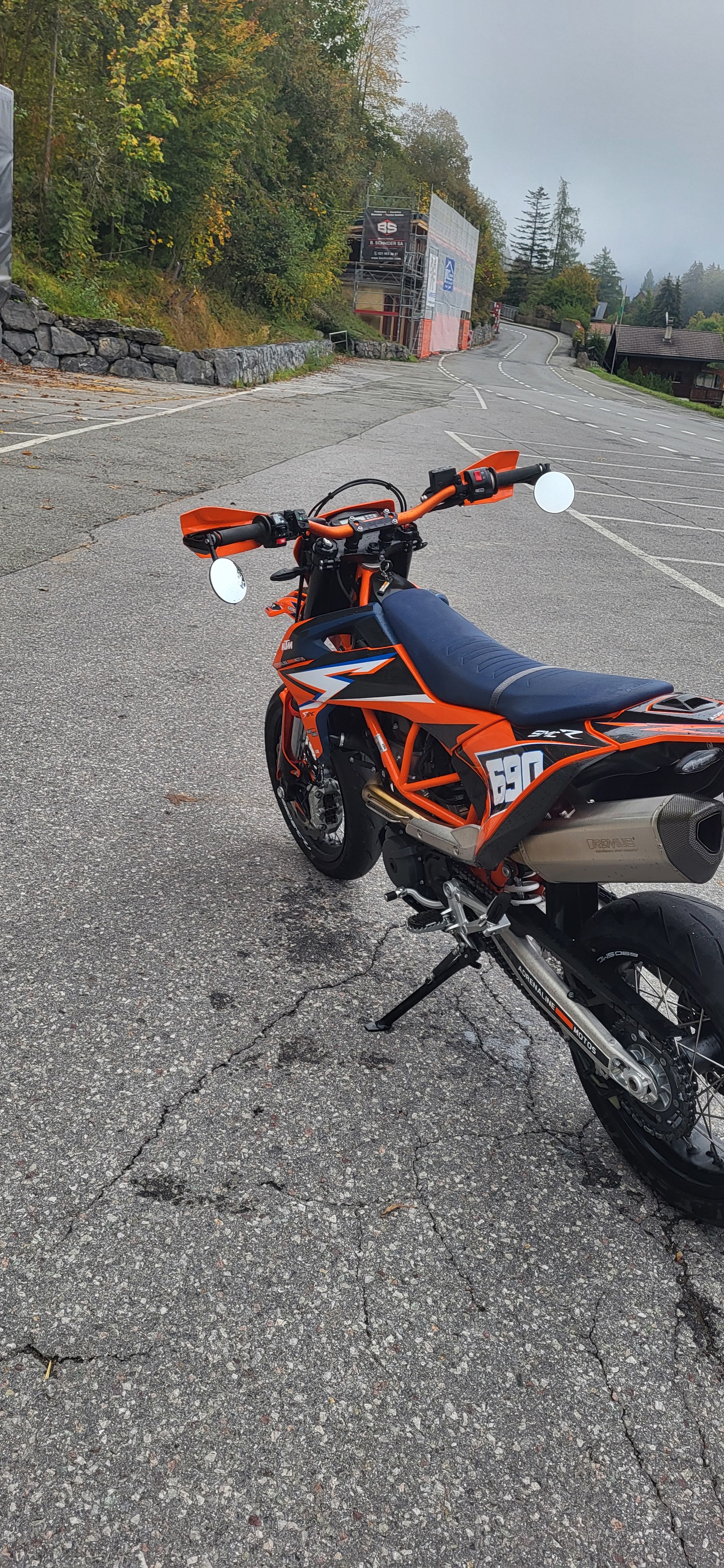 KTM 690 SMC R ABS (35 kW)-image-5