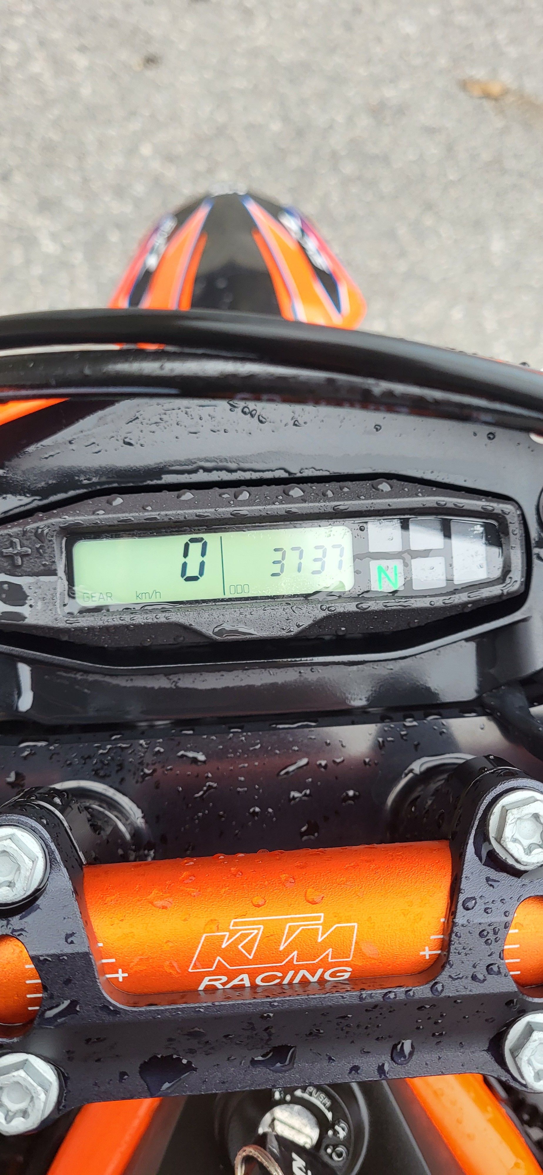 KTM 690 SMC R ABS (35 kW)-image-6