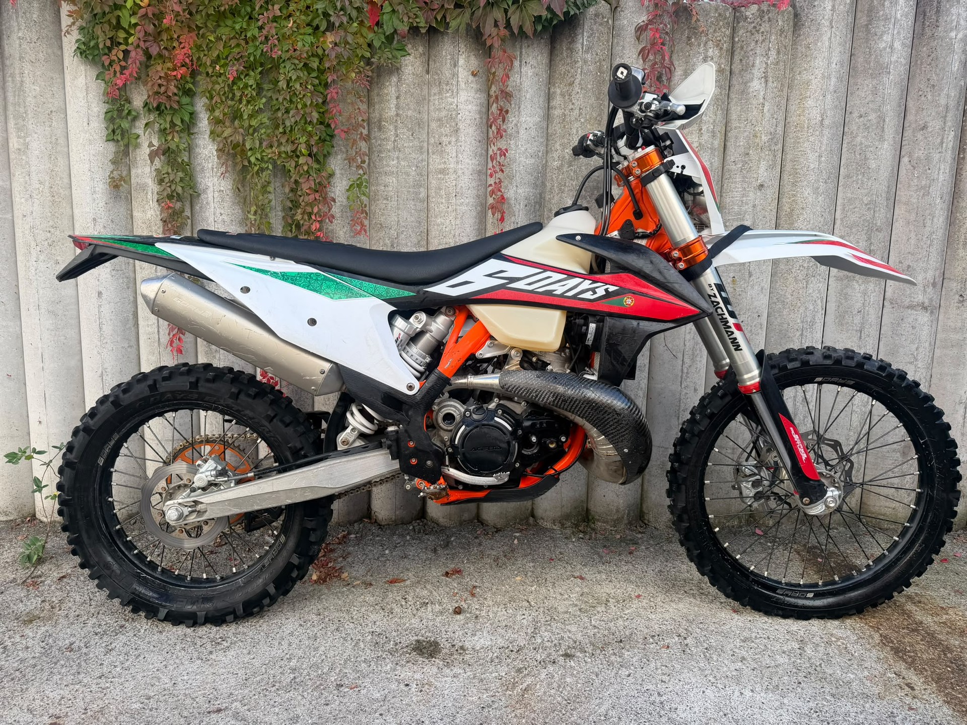 KTM 300 EXC TPI Six Days 2T-image-4