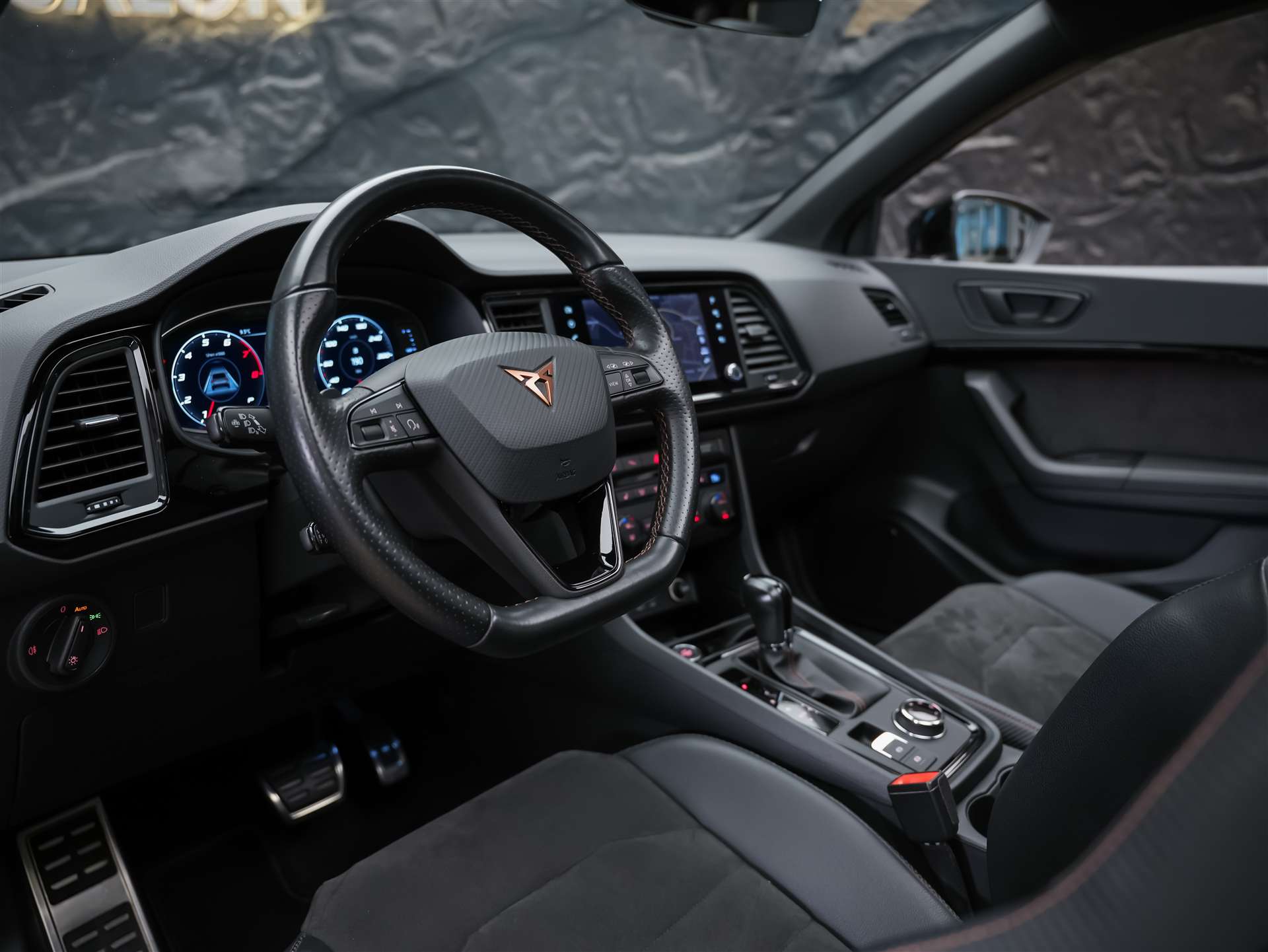 SEAT Cupra Ateca 2.0 TSI 4Drive DSG *Panorama*360° Kamera*Beats*-image-7