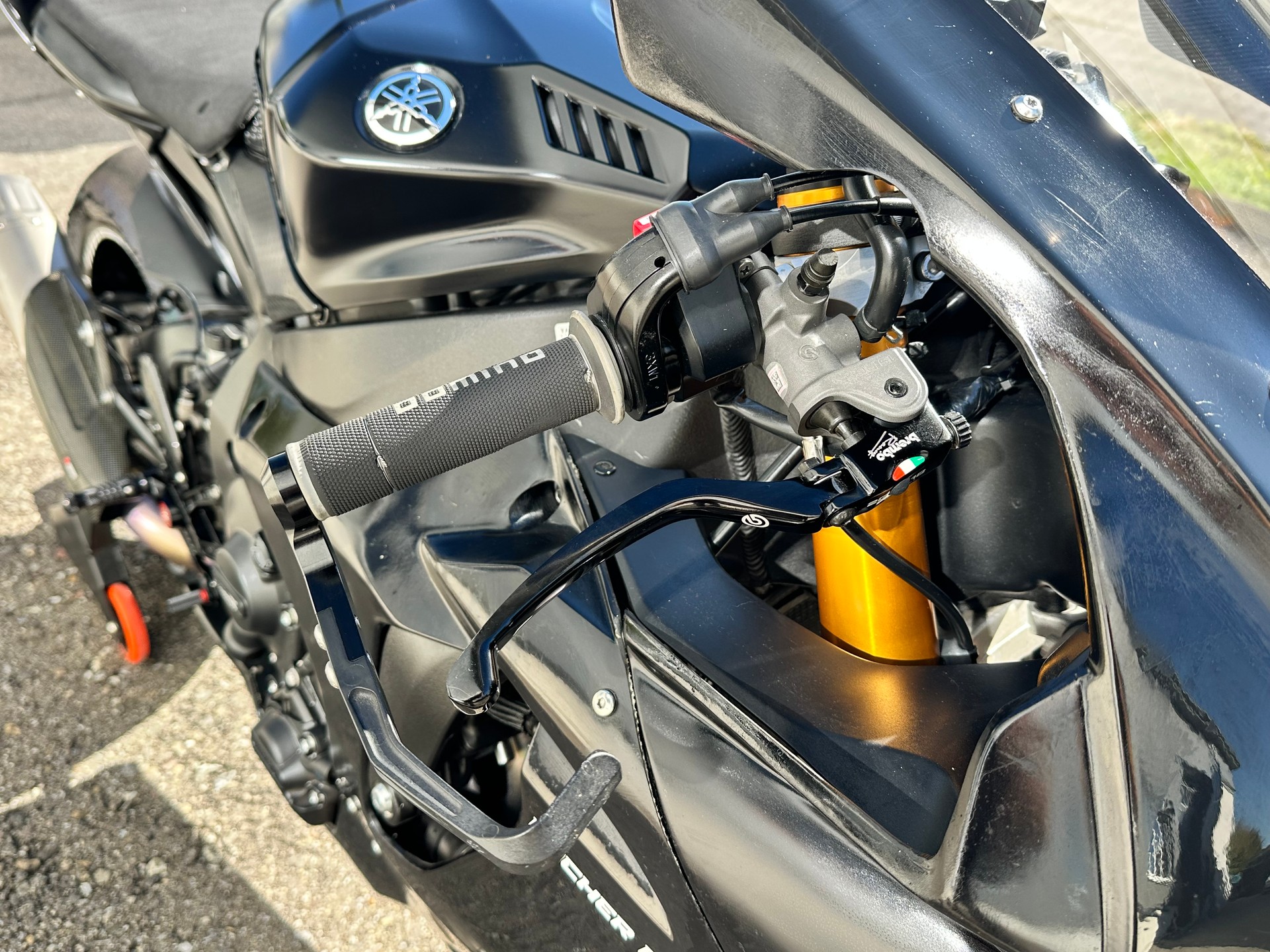YAMAHA YZF-R1 ABS-image-6