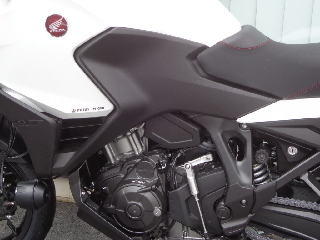 HONDA NT 1100-image-10