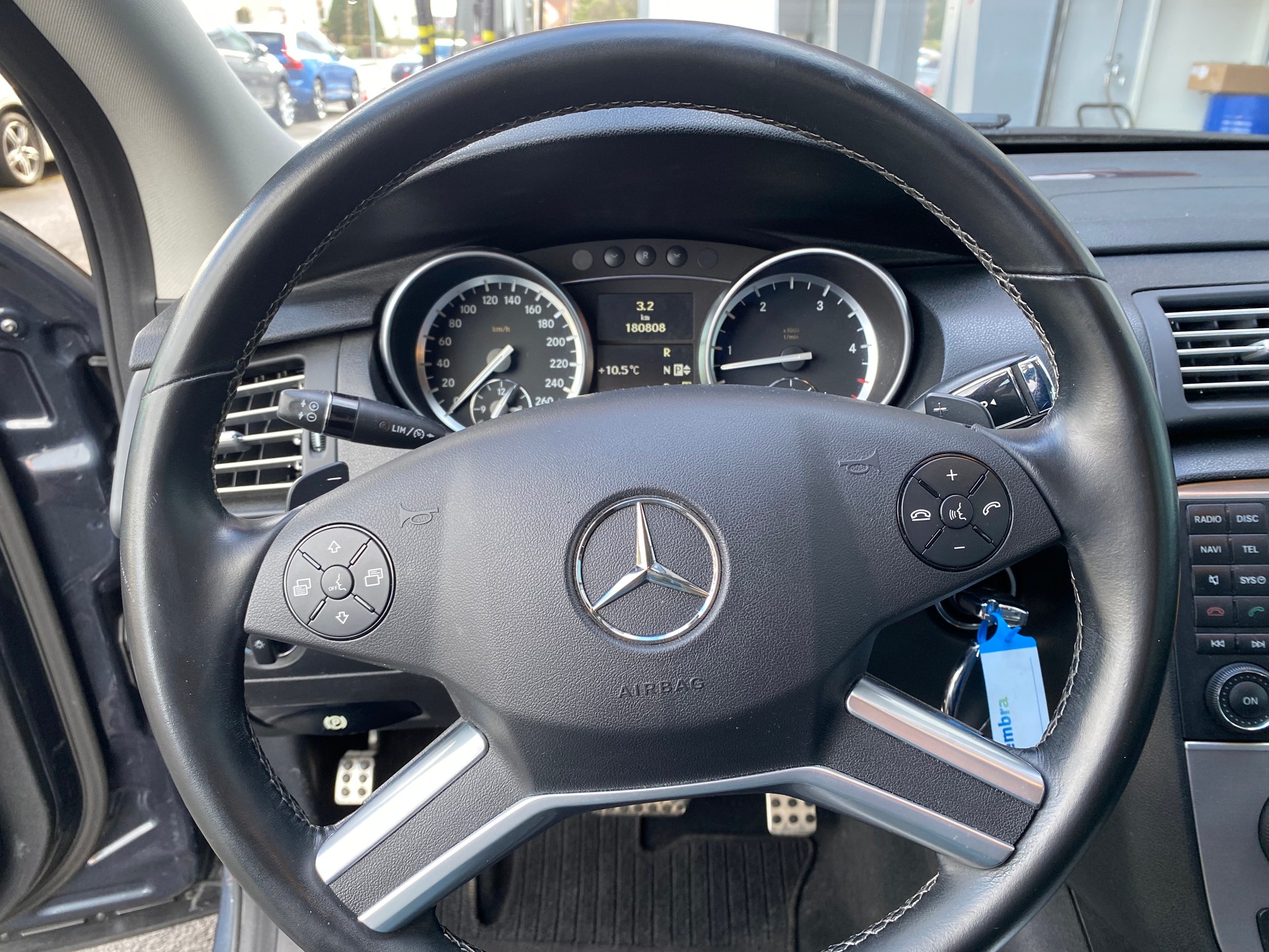MERCEDES-BENZ R 350 CDI 4Matic 7G-Tronic-image-12