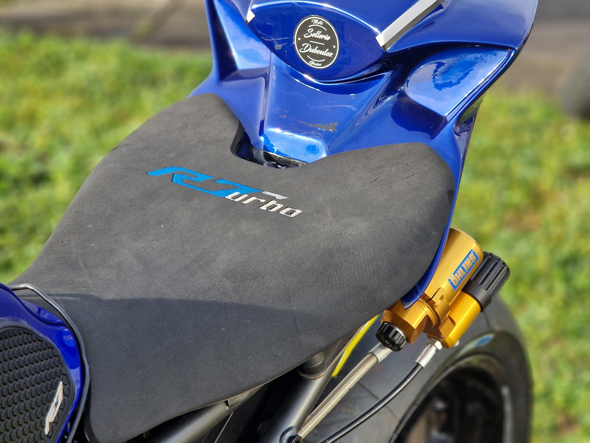 YAMAHA YZF-R7-image-8