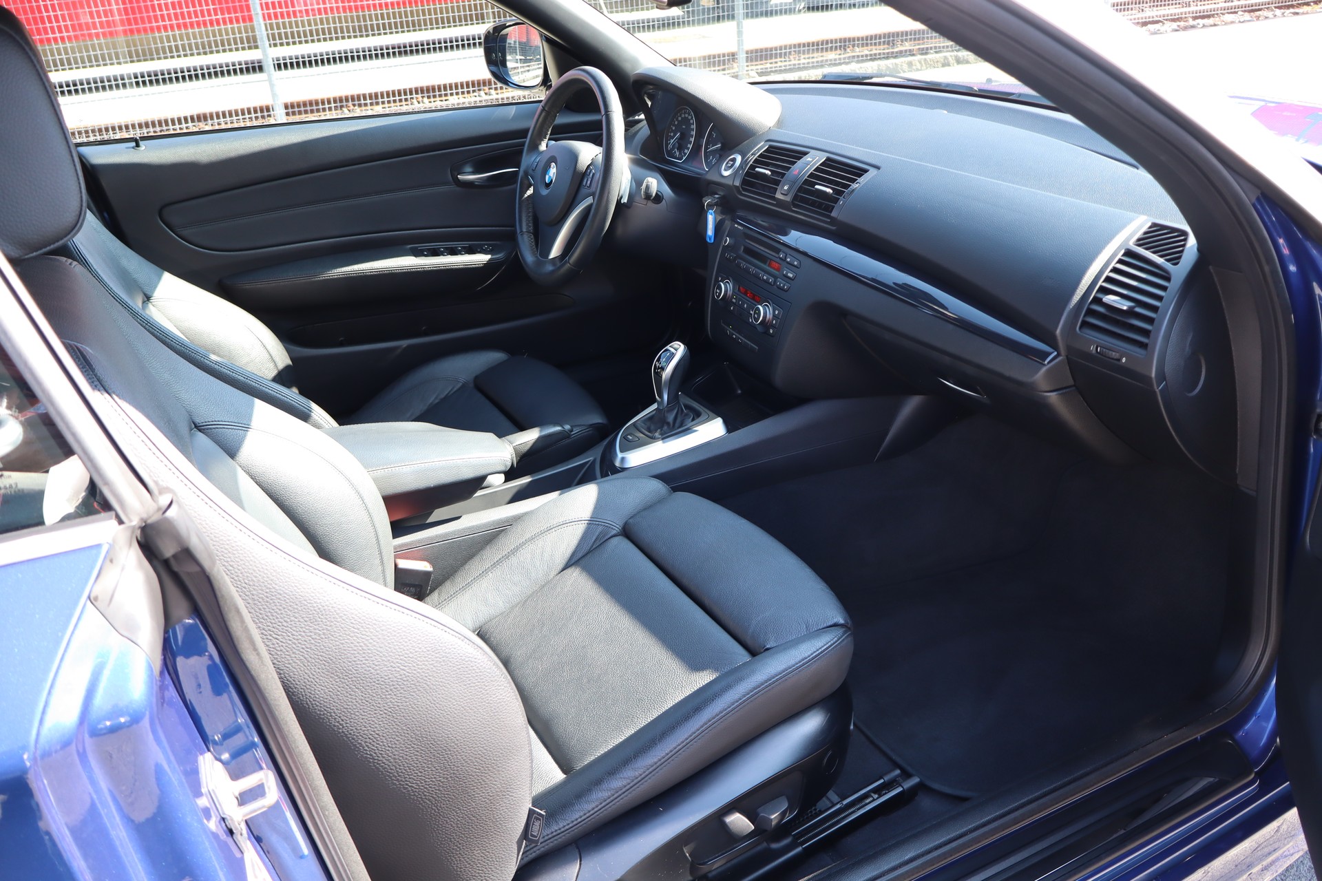 BMW 135i Cabrio DSG-image-6