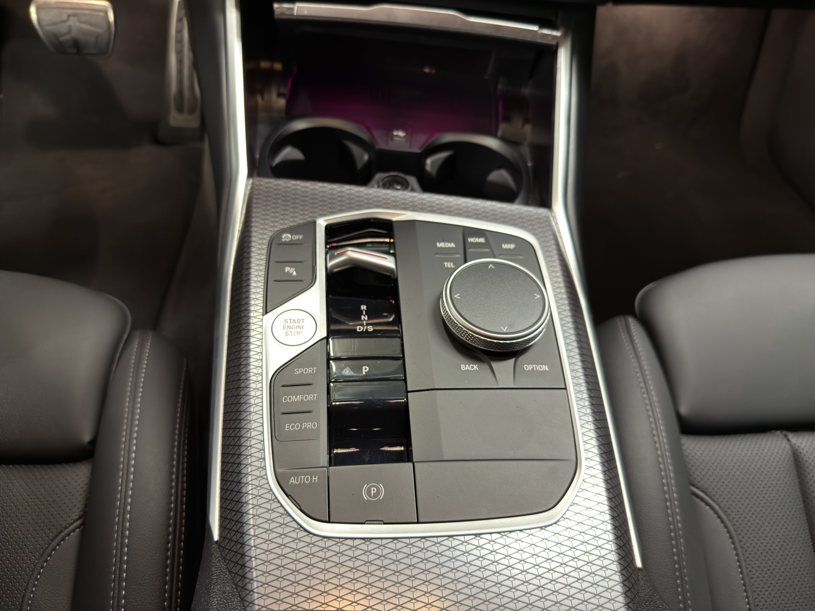 BMW 330d xDr 48V T M Sport-image-13