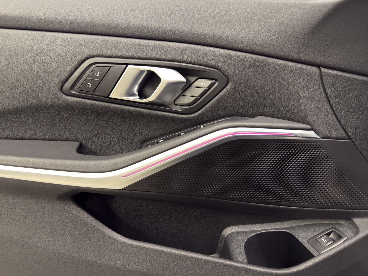 BMW 330d xDr 48V T M Sport-image-11