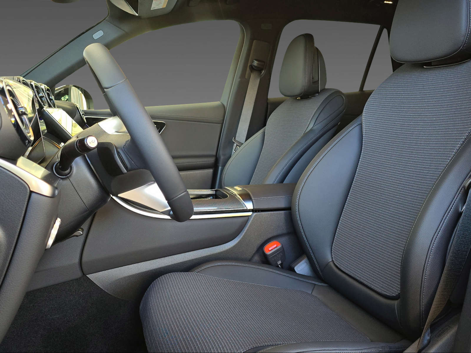 MERCEDES-BENZ GLC 300 4Matic 9G-Tronic-image-8