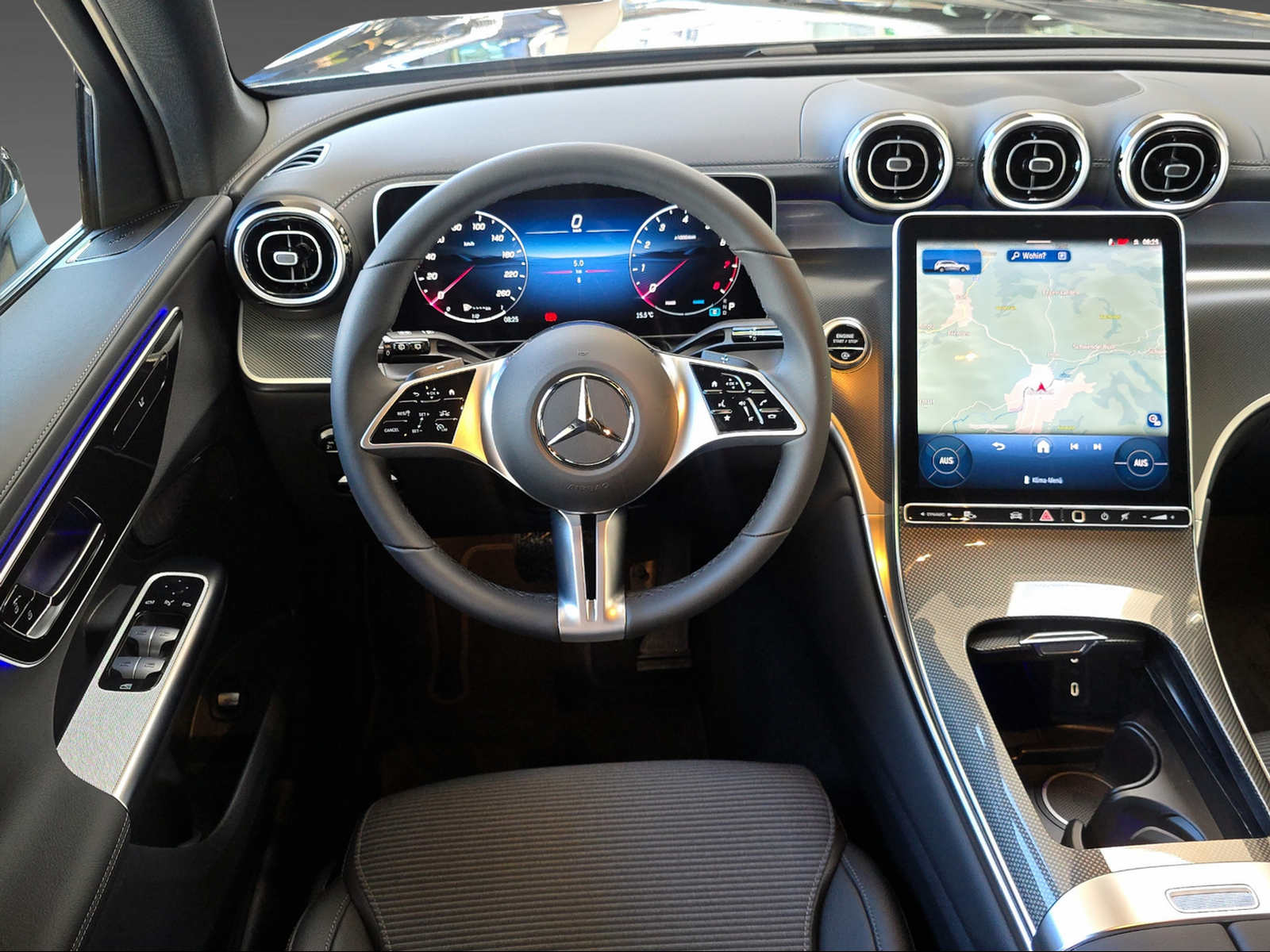 MERCEDES-BENZ GLC 300 4Matic 9G-Tronic-image-7