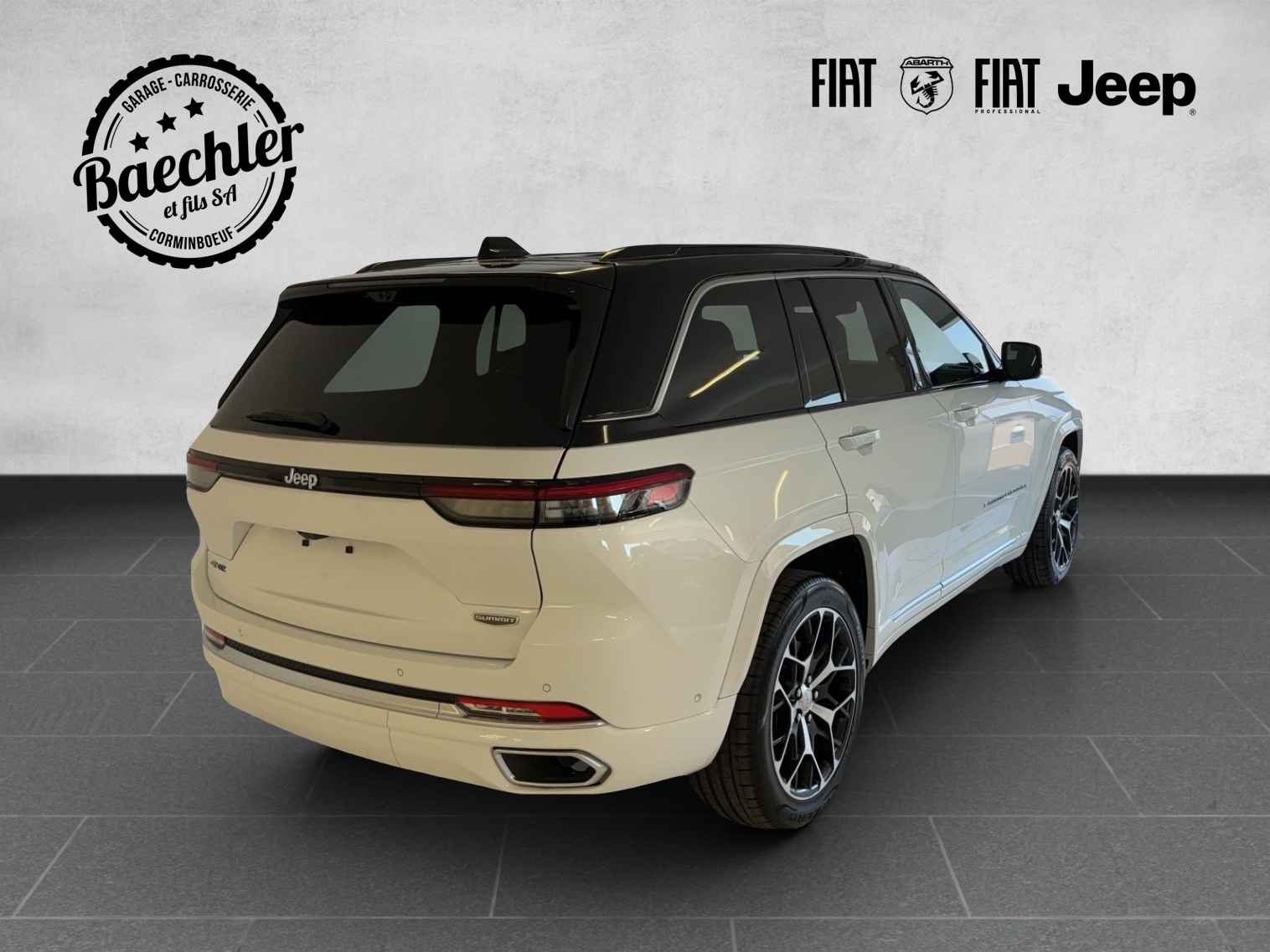 JEEP Grand Cherokee 2.0 Turbo Summit Reserve 4xe-showroom-element-3