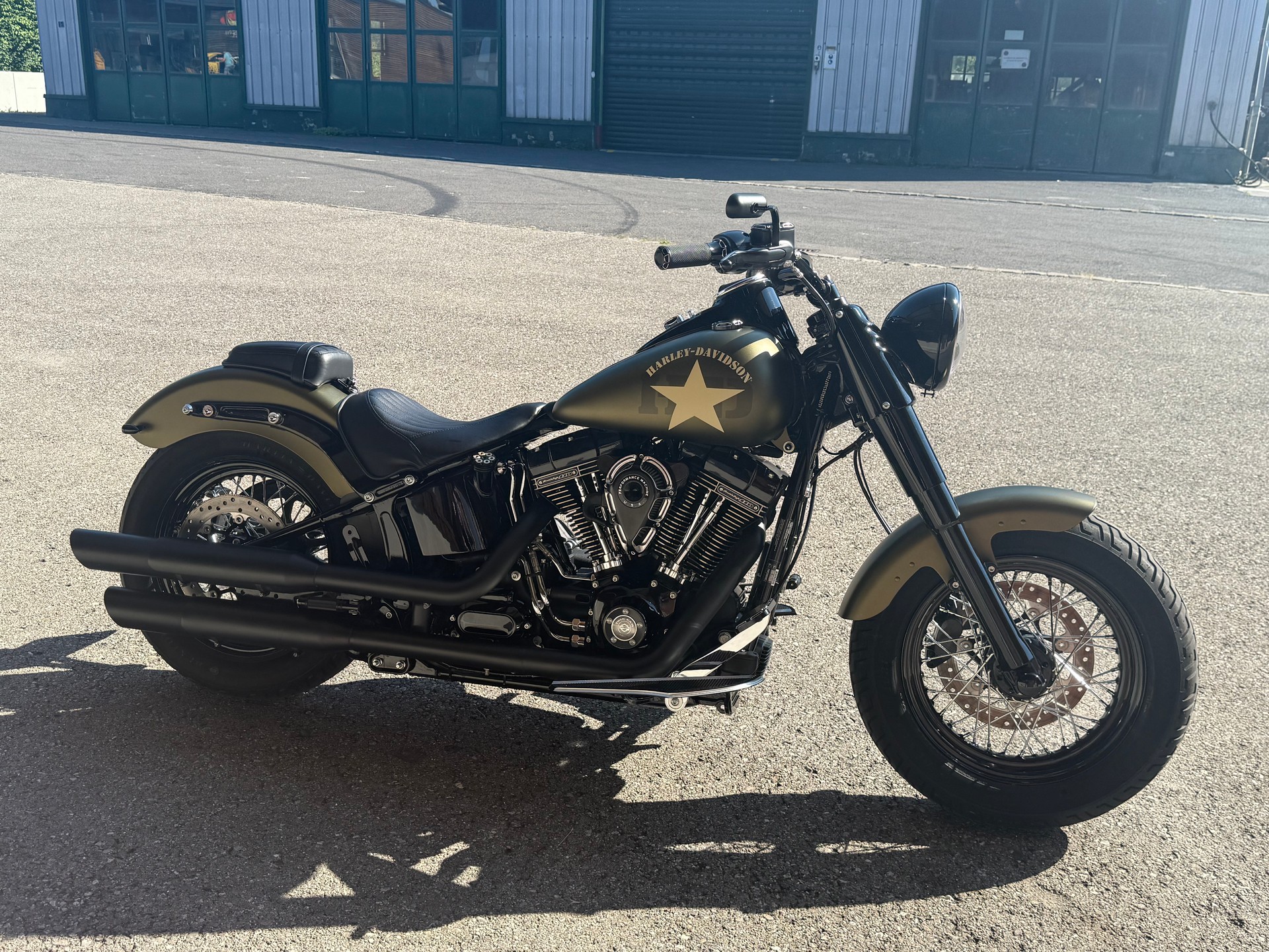 HARLEY-DAVIDSON Urgent ! FLSS Softail Slim S110 ABS-image-1